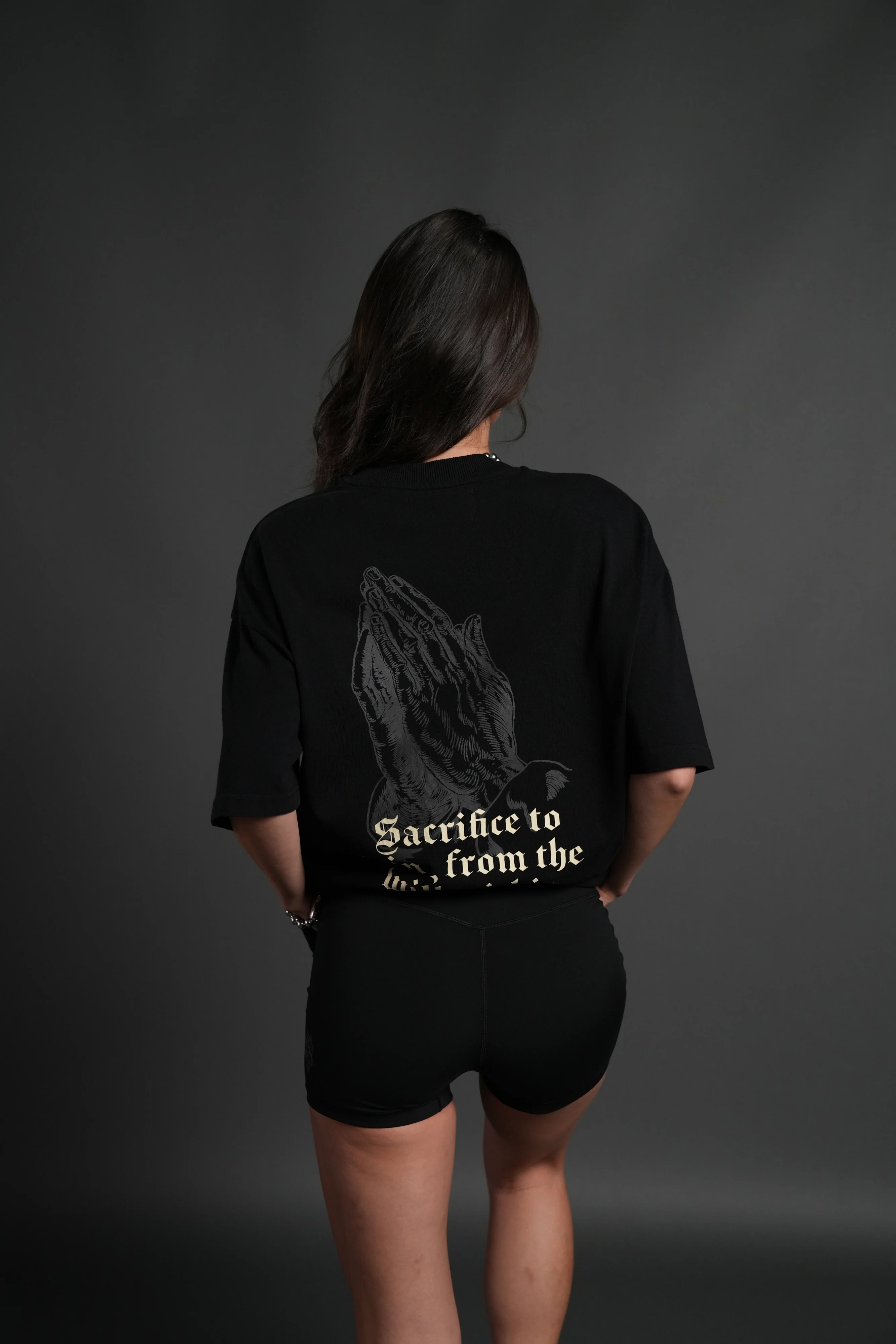 Big Bodybuilding Saved My Life Grunge Mid-Length Raw Hem Tee in Black - Image 17