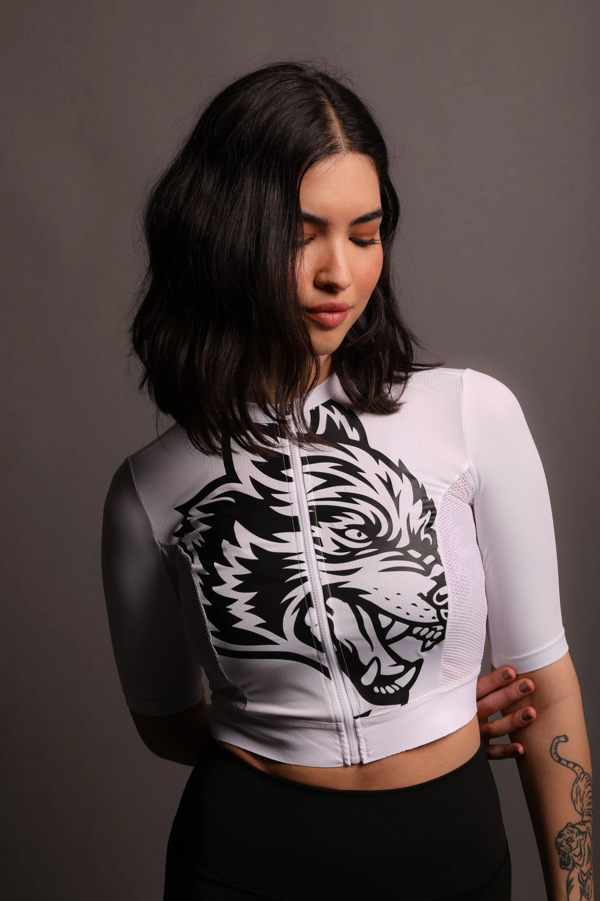 Big Wolf She Cycling Jersey in White - Image 11