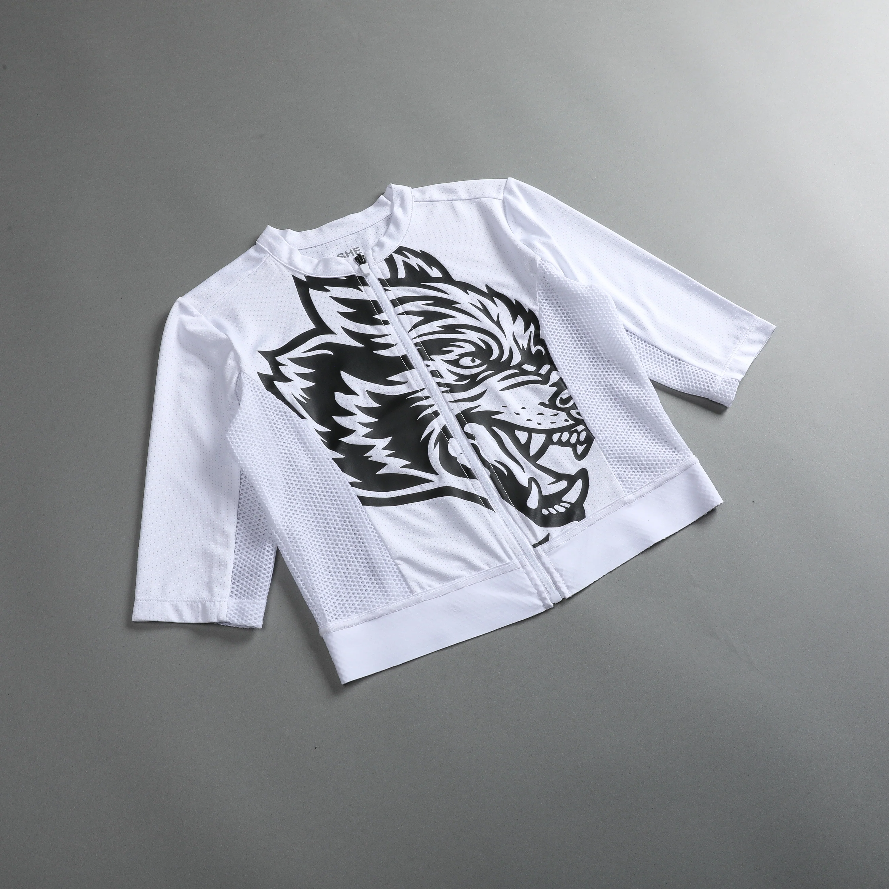 Big Wolf She Cycling Jersey in White - Image 5