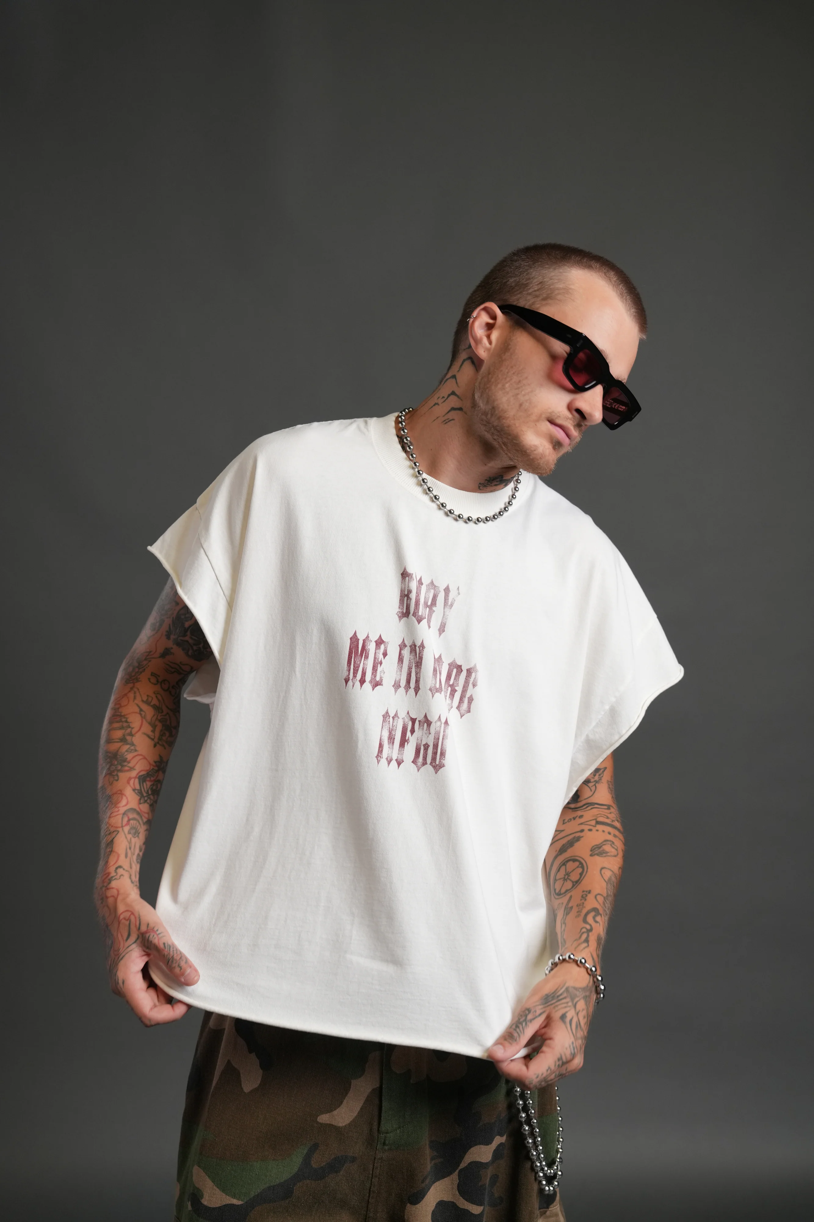 Bury Me in Darc Forever Grunge Cut-Off Tee in Cream - Image 2