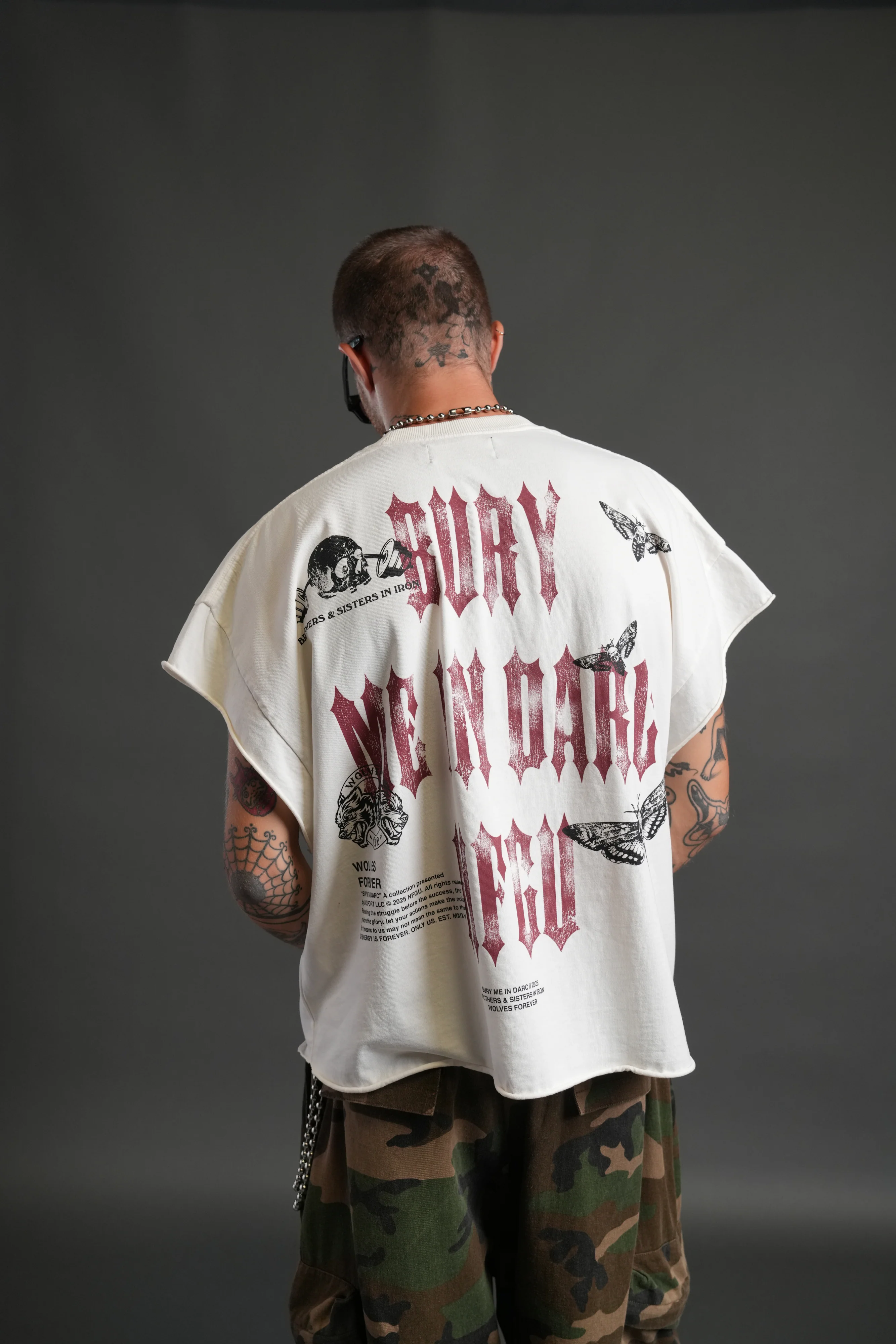 Bury Me in Darc Forever Grunge Cut-Off Tee in Cream - Image 4
