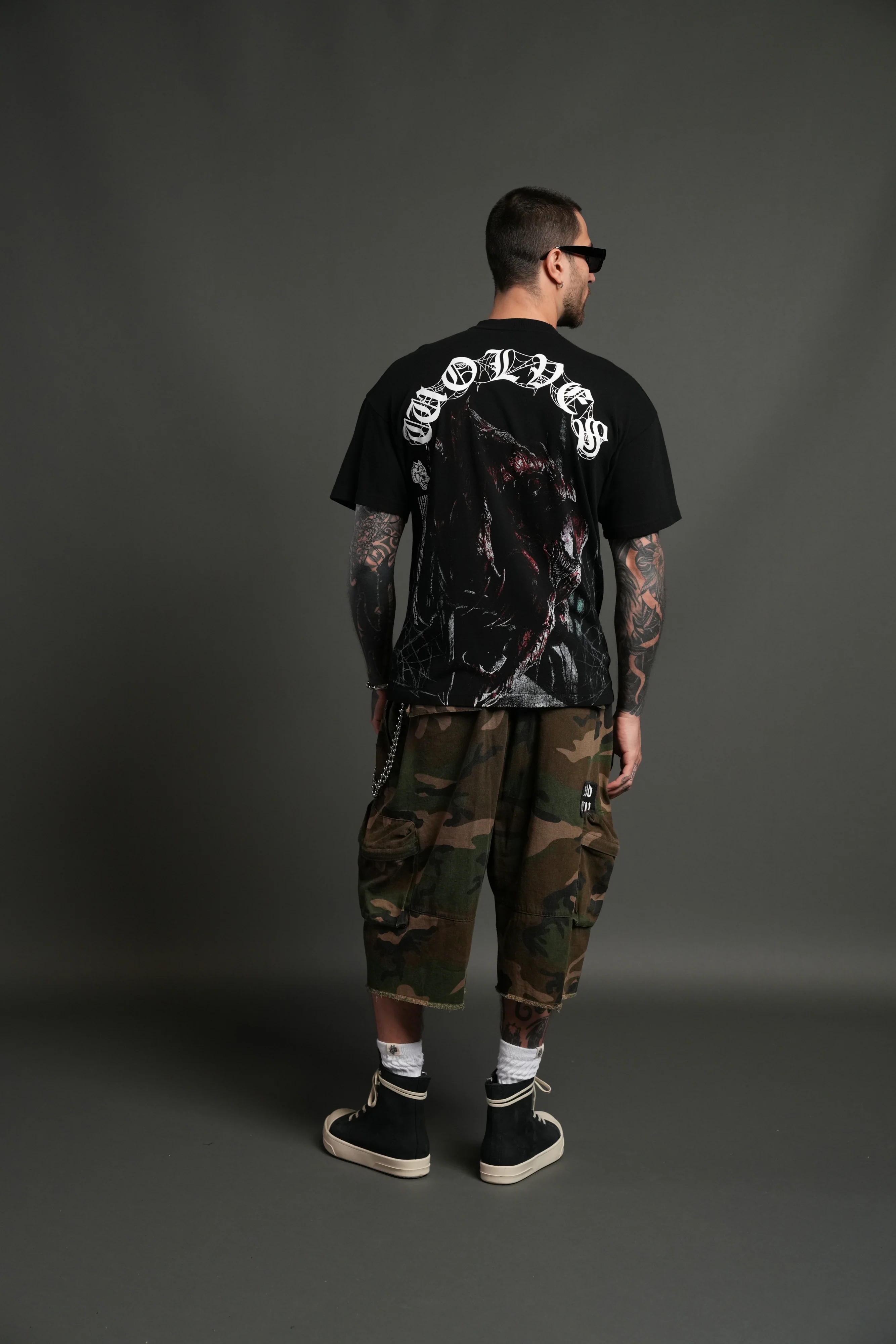 Carnage Forever Premium Oversized Tee in Black - Image 8