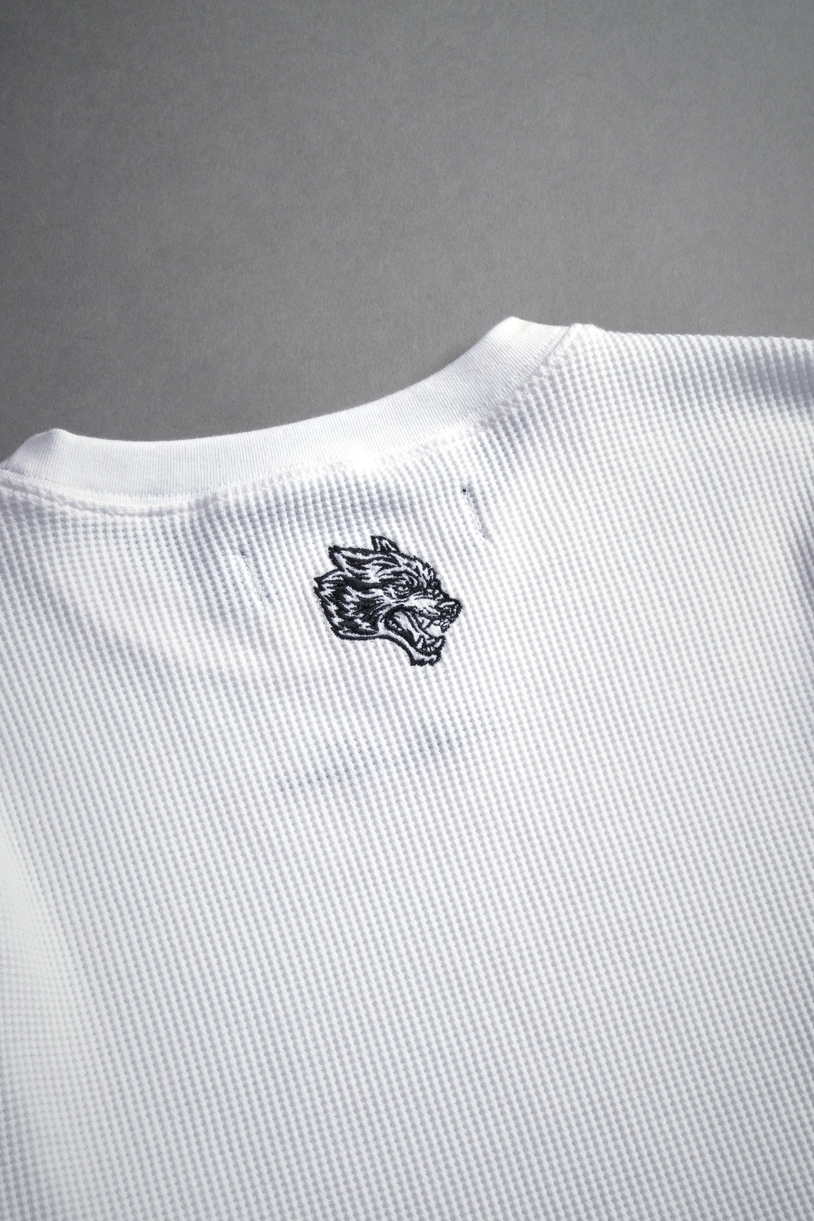 Conquer Cropped Thermal LS in White - Image 6