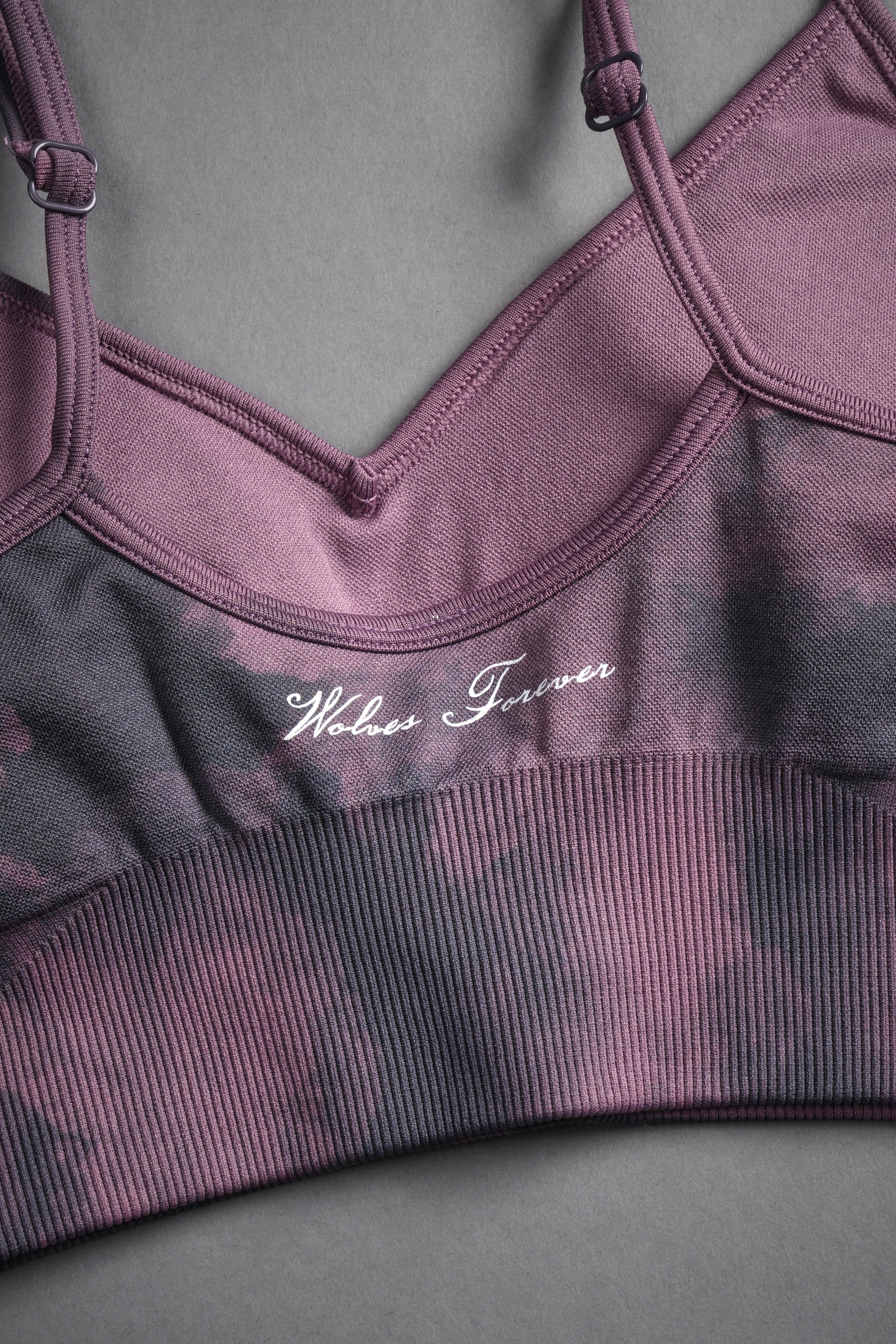 Conquer "Everson Seamless" Sports Bra in Cipher Purple Big Ghost Cloud - Image 7
