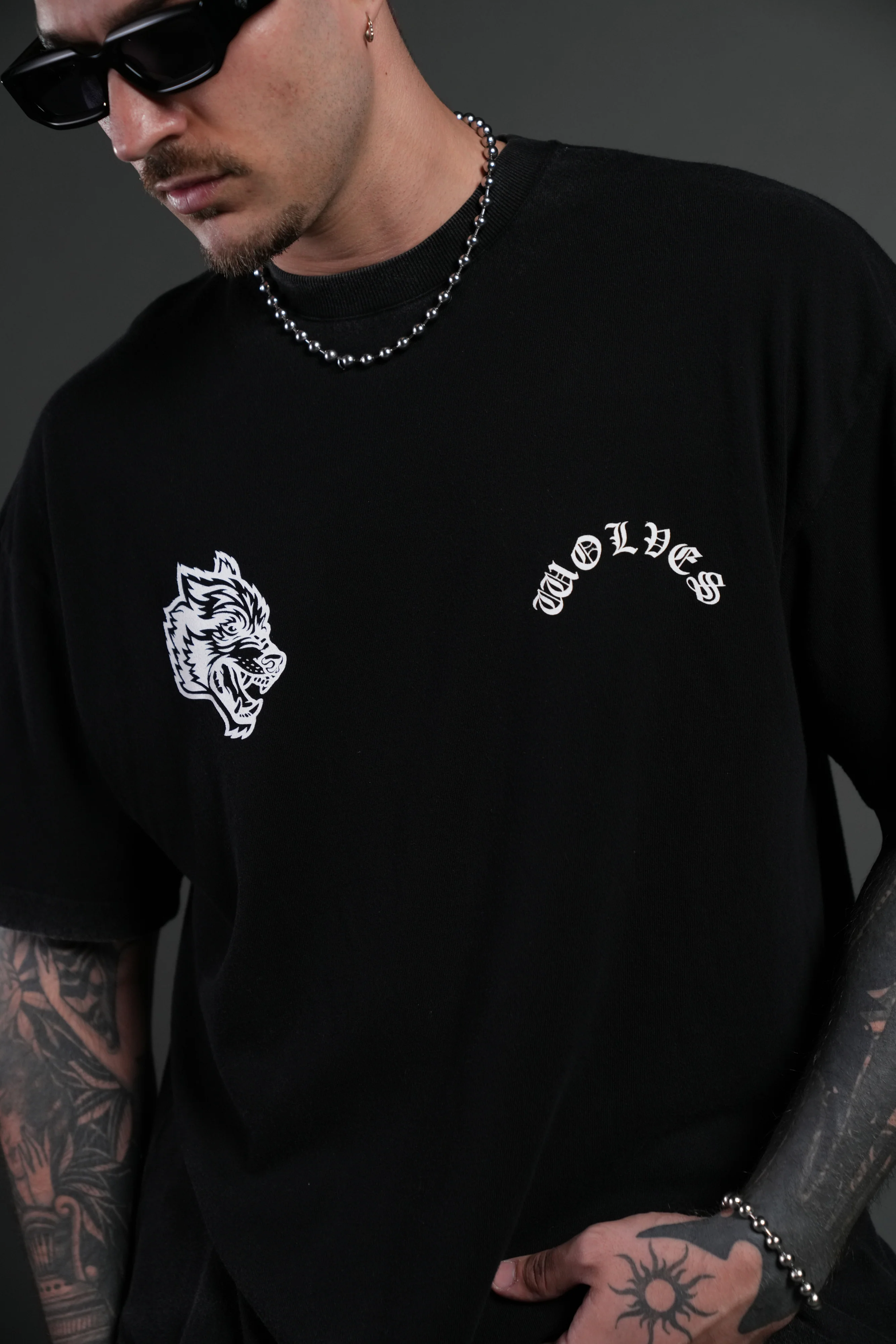 Crossed Hearts Premium Oversized Tee in Black - Image 7