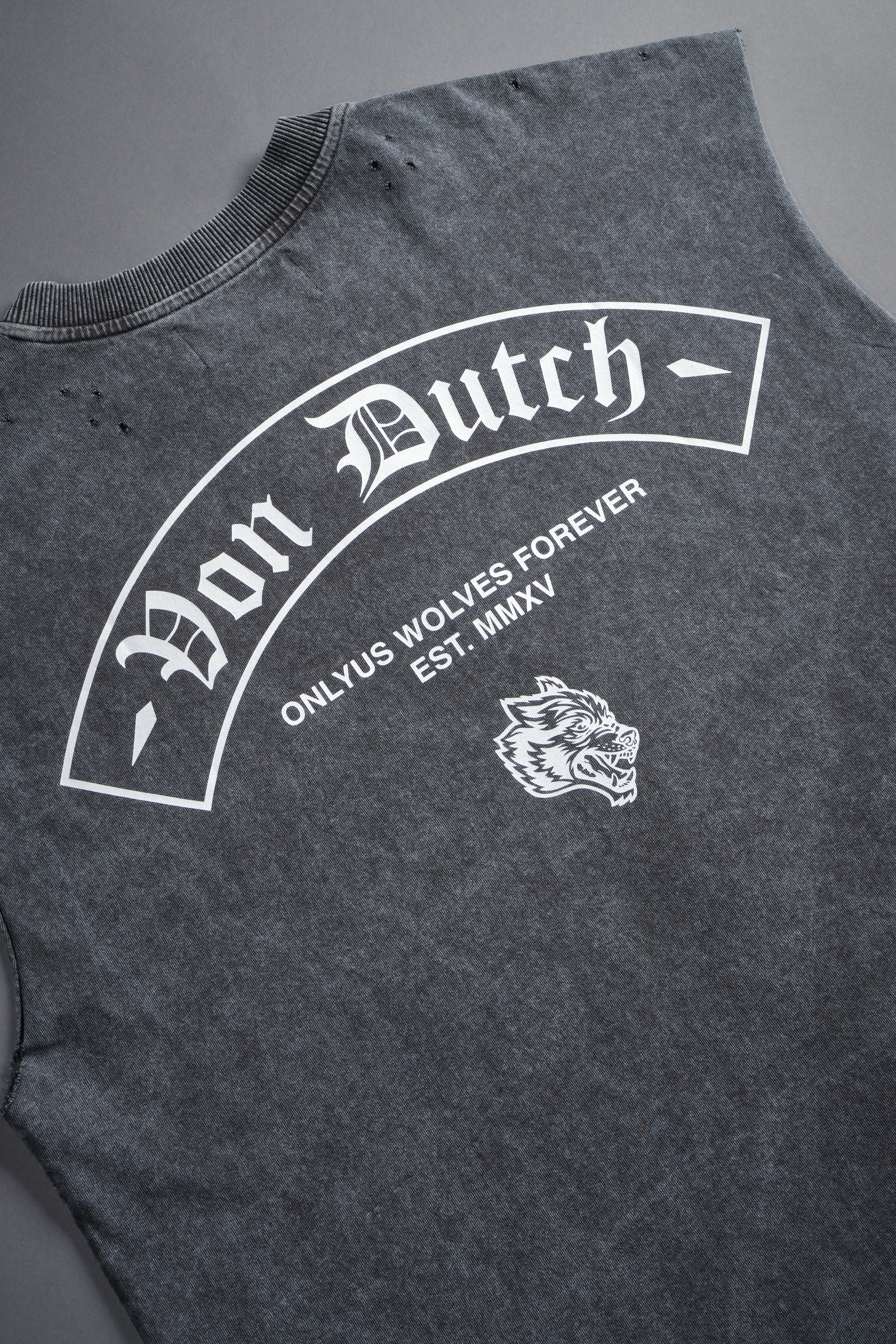 Darc Covenant Distressed Grunge Mid-Length Raw Hem Muscle Tee in Wolf Gray - Image 9
