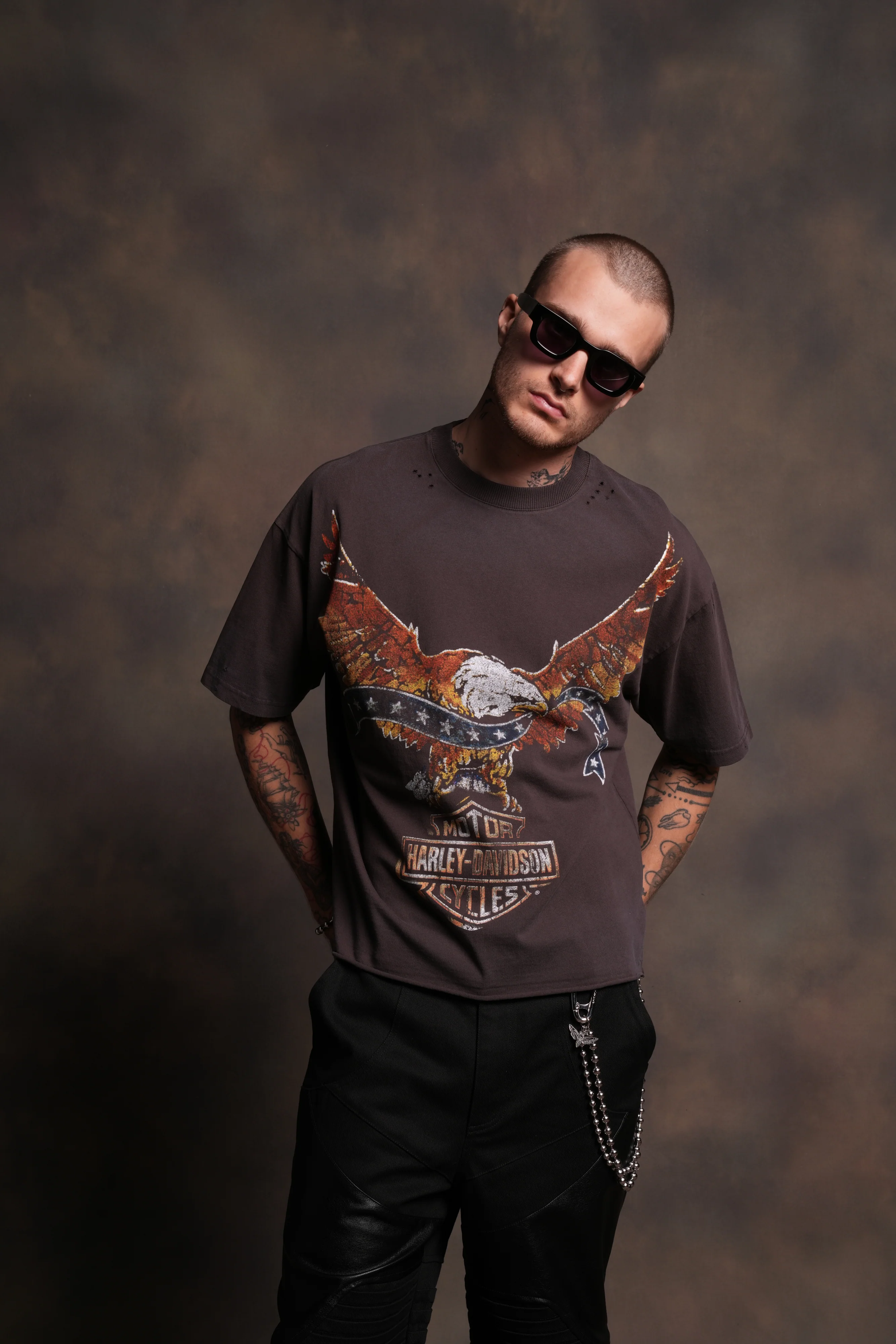 Darc Eagle Distressed Grunge Mid-Length Raw Hem Tee in Darc Brown Drift Wash - Image 4