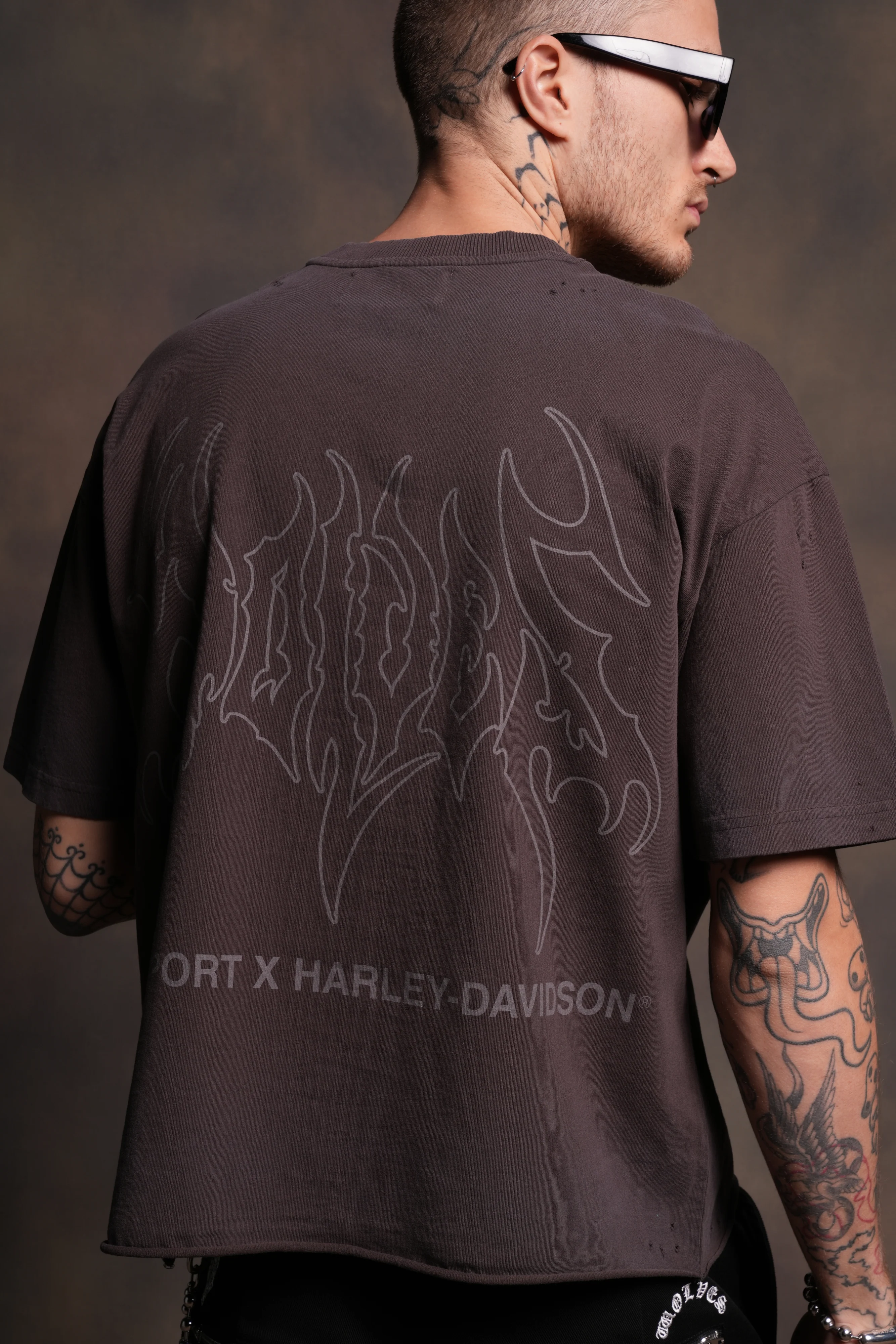 Darc Eagle Distressed Grunge Mid-Length Raw Hem Tee in Darc Brown Drift Wash - Image 6
