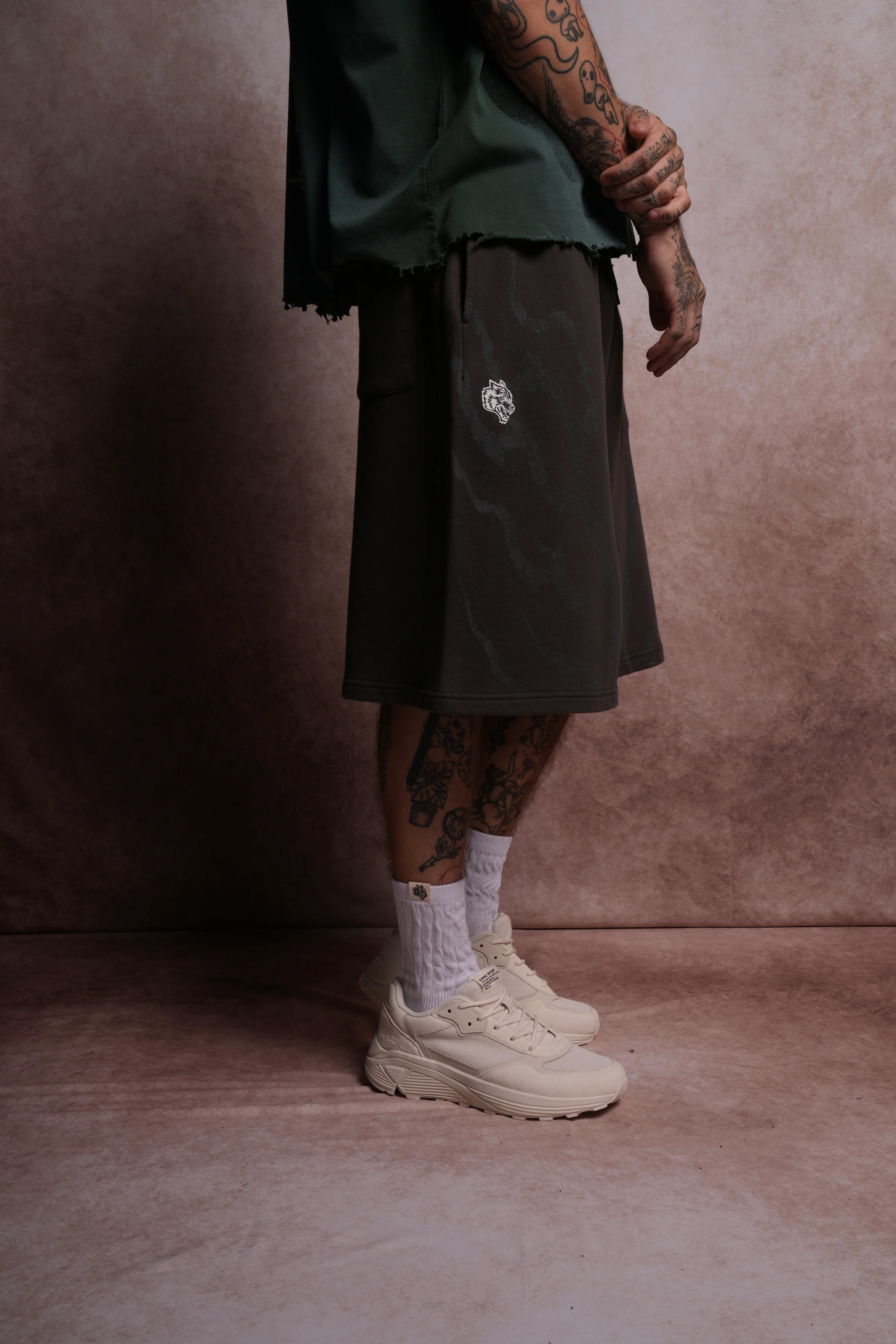 Darc Infernal Oversized Osiris Sweat Shorts in Wolf Gray - Image 4