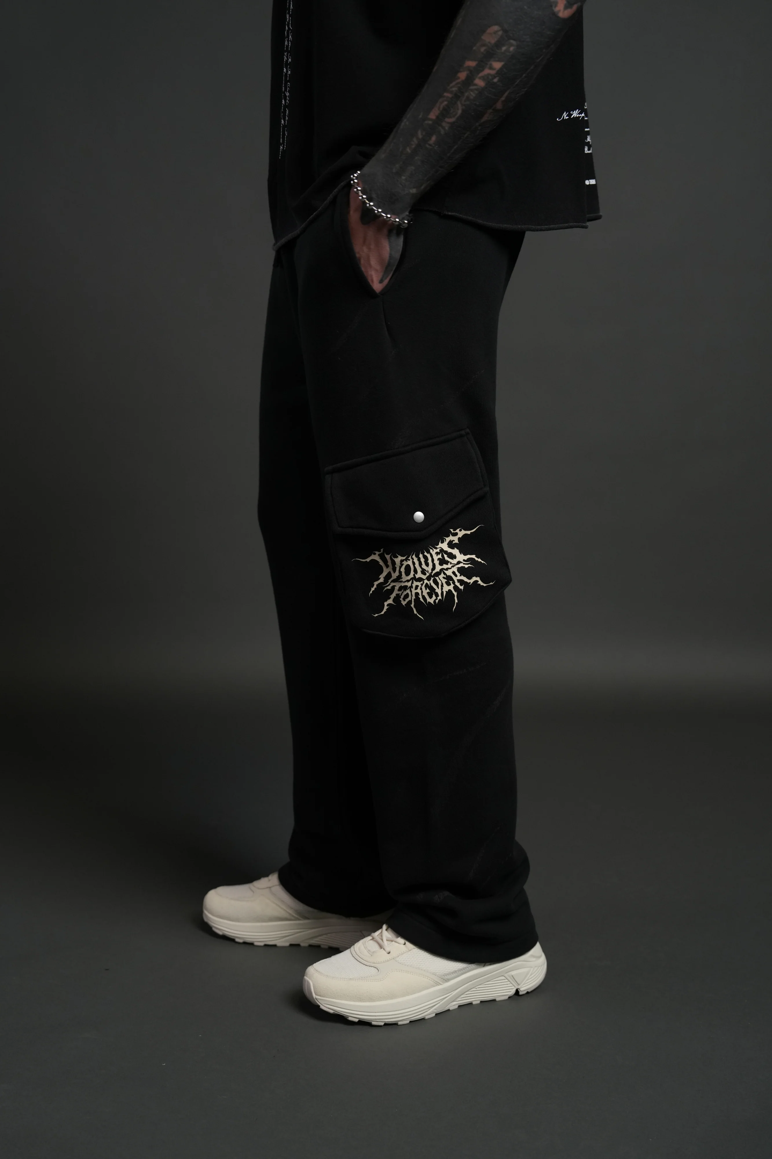 Darc Inferno Bigelow Cargo Sweat Pants in Black - Image 4