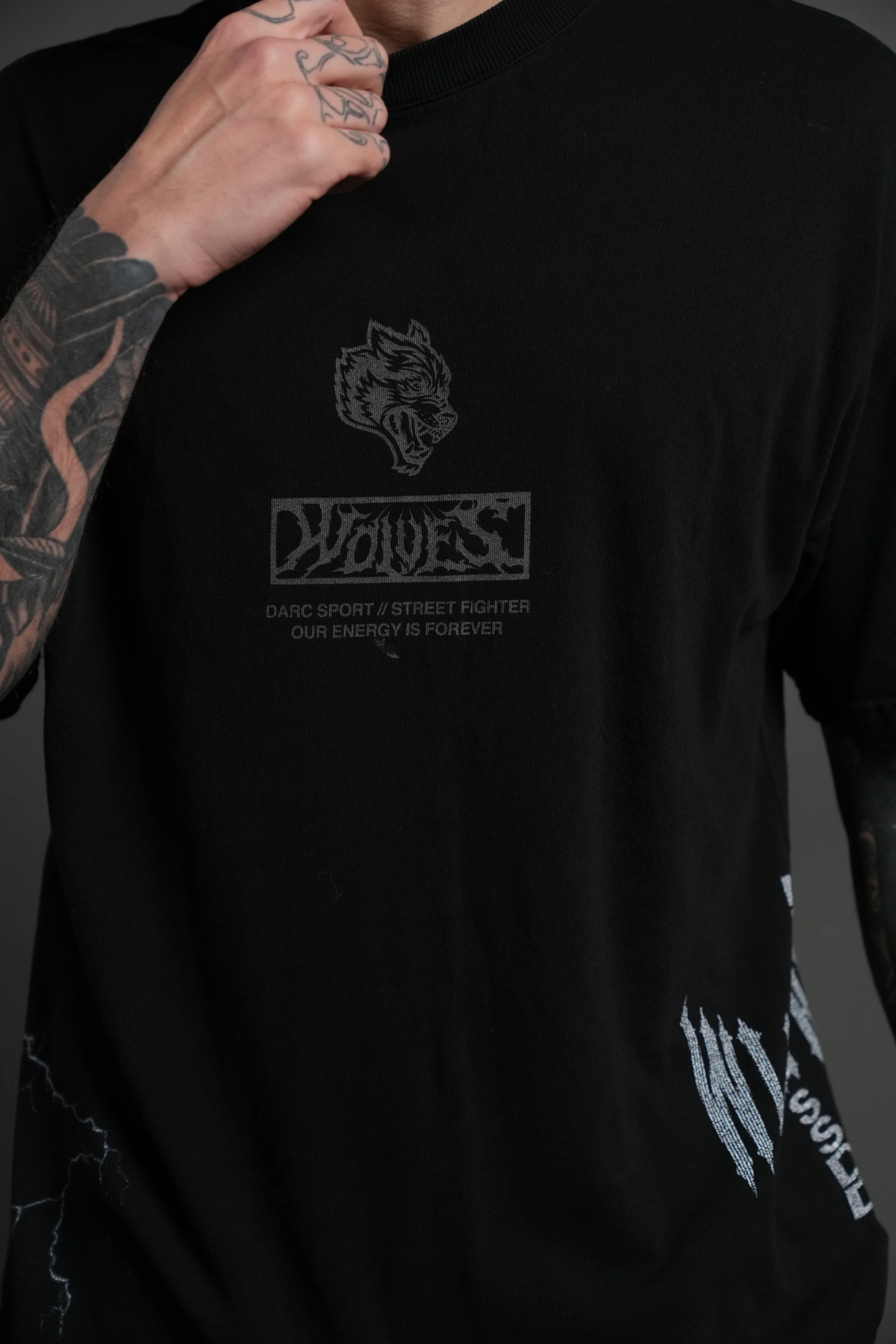 Darc Ryu "Side By Side" Series Premium Oversized Tee in Black - Image 13