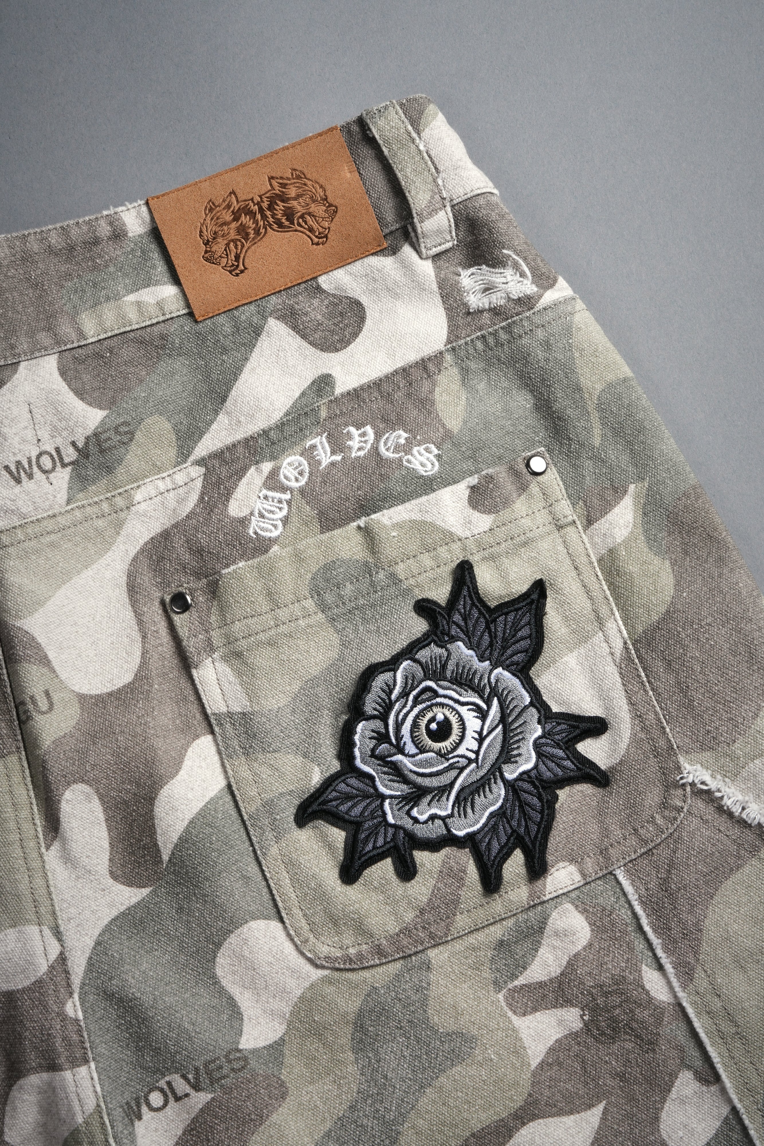 Darc Vice Distressed Denim Carpenter Shorts in DSVD Green Camo - Image 13