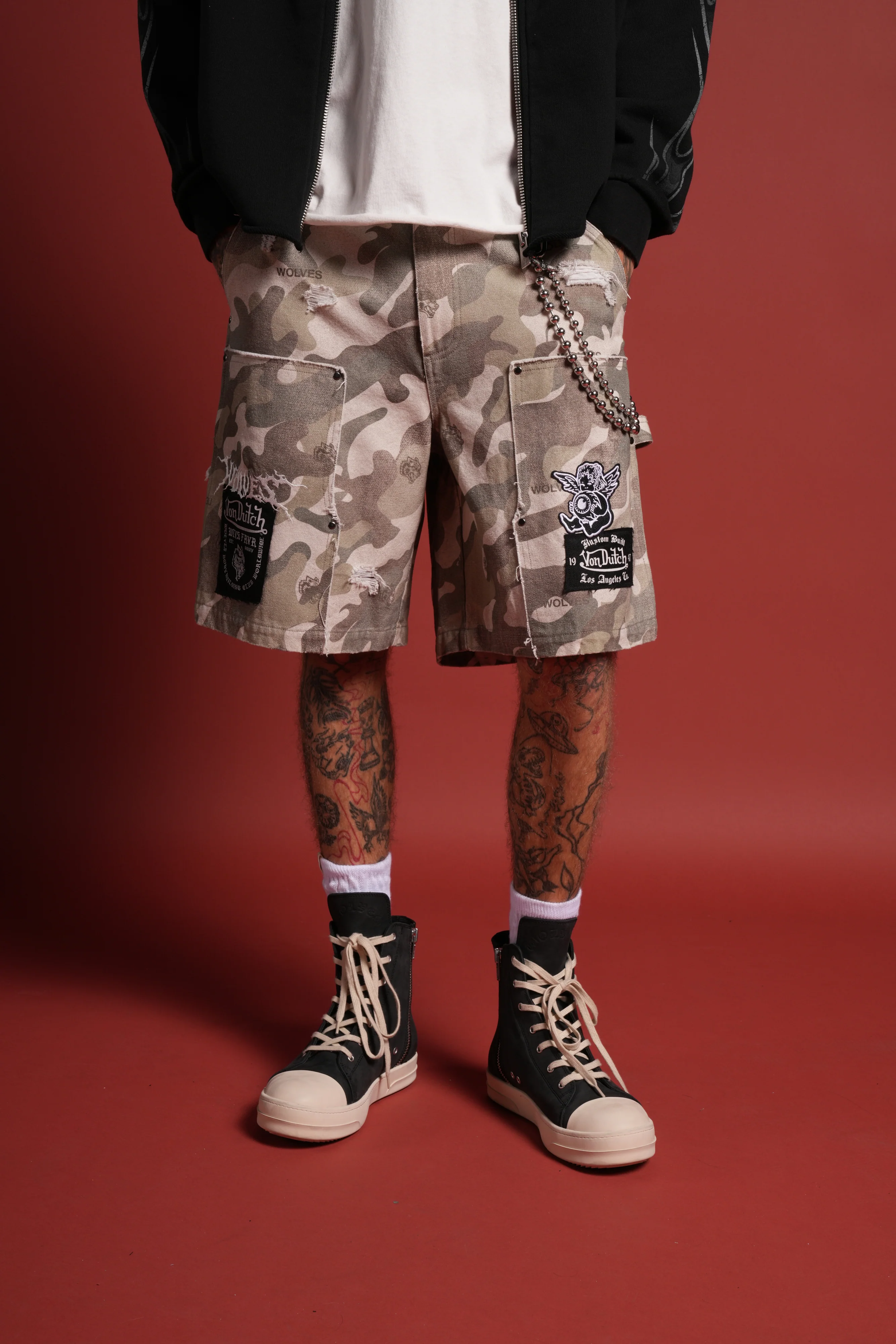 Darc Vice Distressed Denim Carpenter Shorts in DSVD Green Camo - Image 2