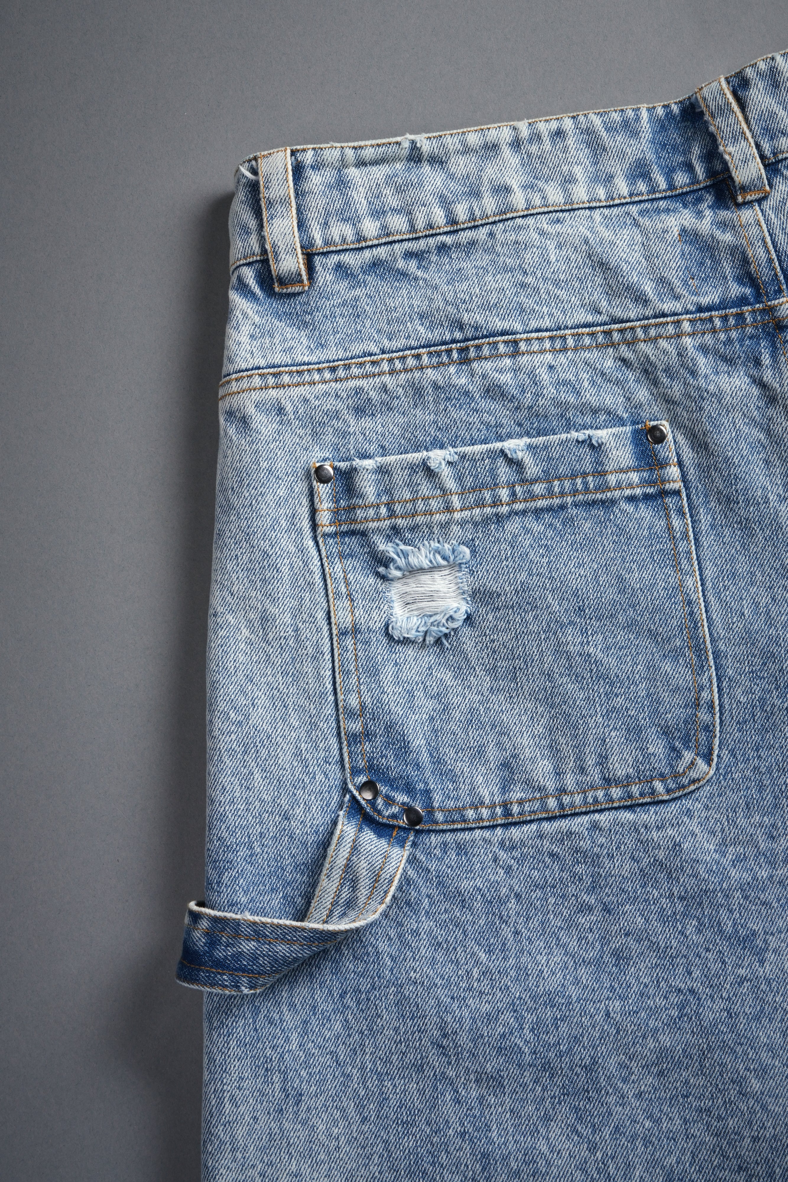 Darc Vice Distressed Denim Carpenter Shorts in Light Wash - Image 15