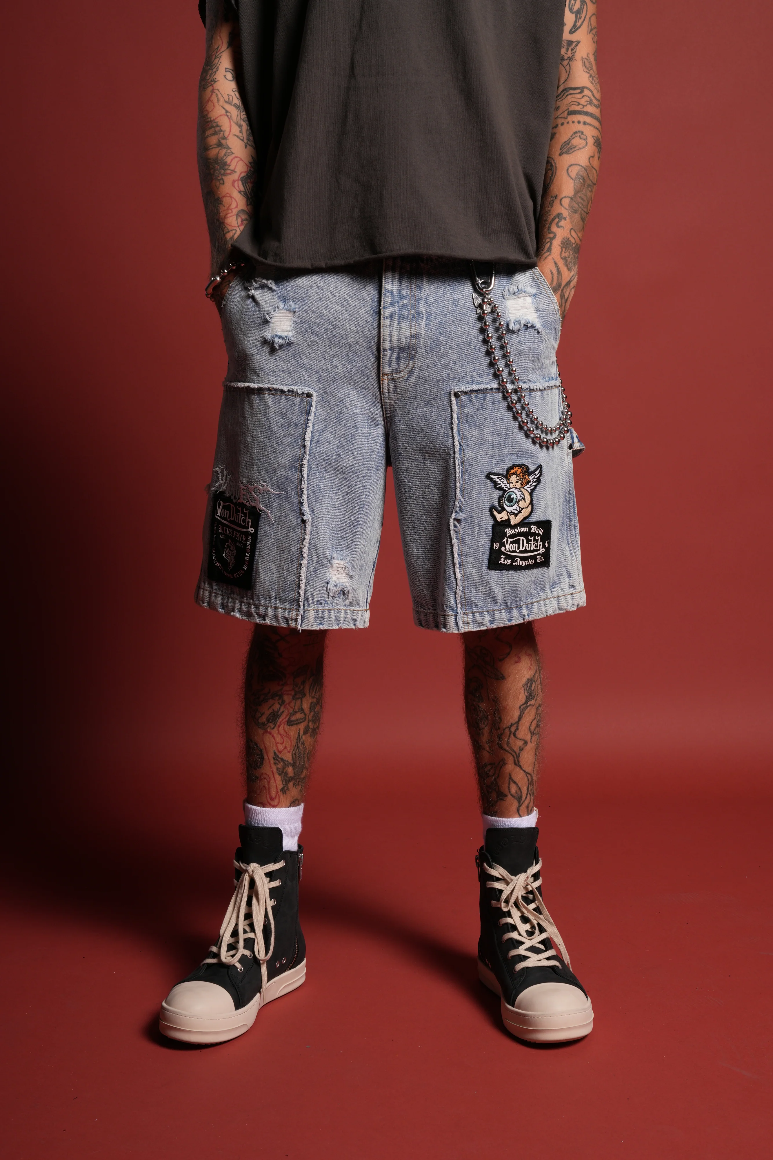 Darc Vice Distressed Denim Carpenter Shorts in Light Wash - Image 2