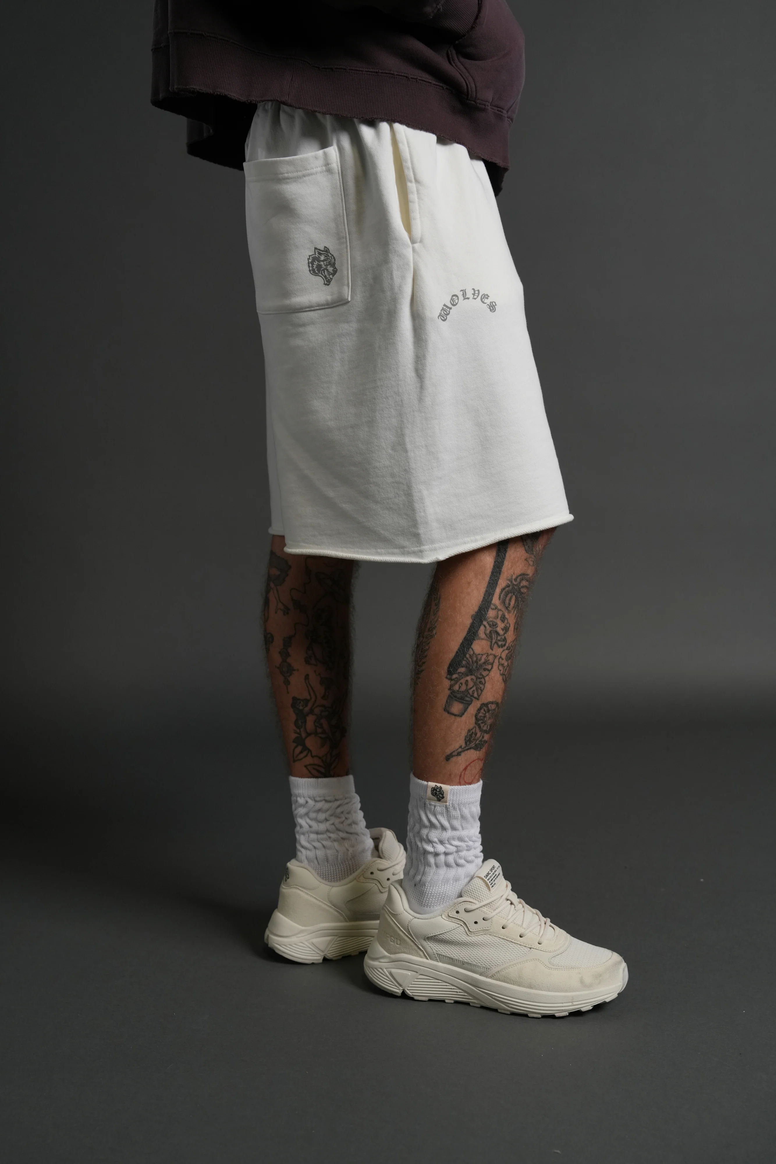 Darc Wandering Grunge Brock Sweat Shorts in Cream - Image 5