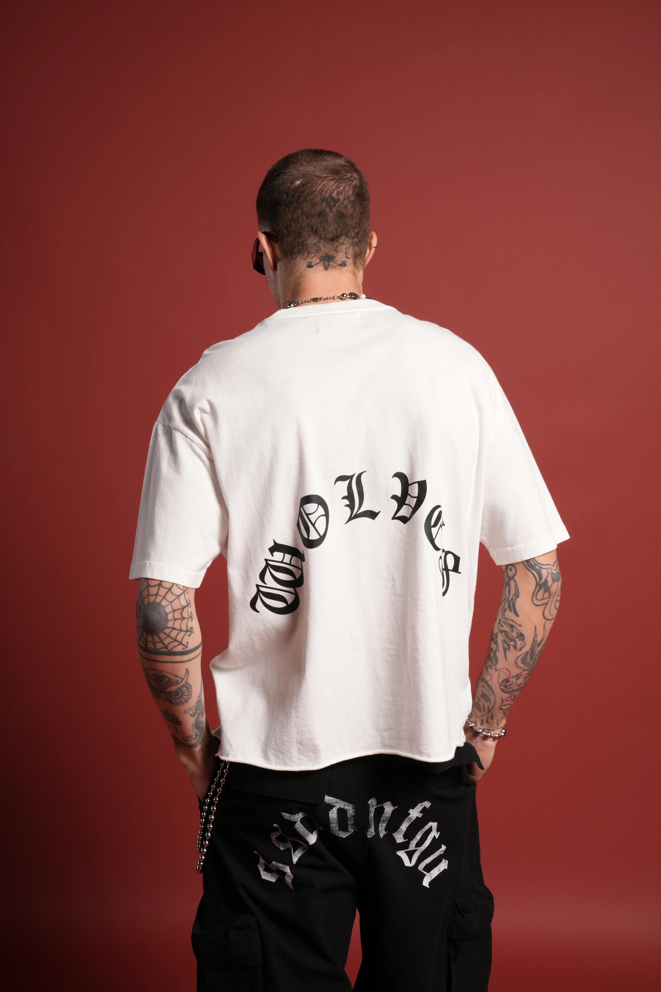 DSVD Legacy Grunge Mid-Length Raw Hem Tee in Cream - Image 2
