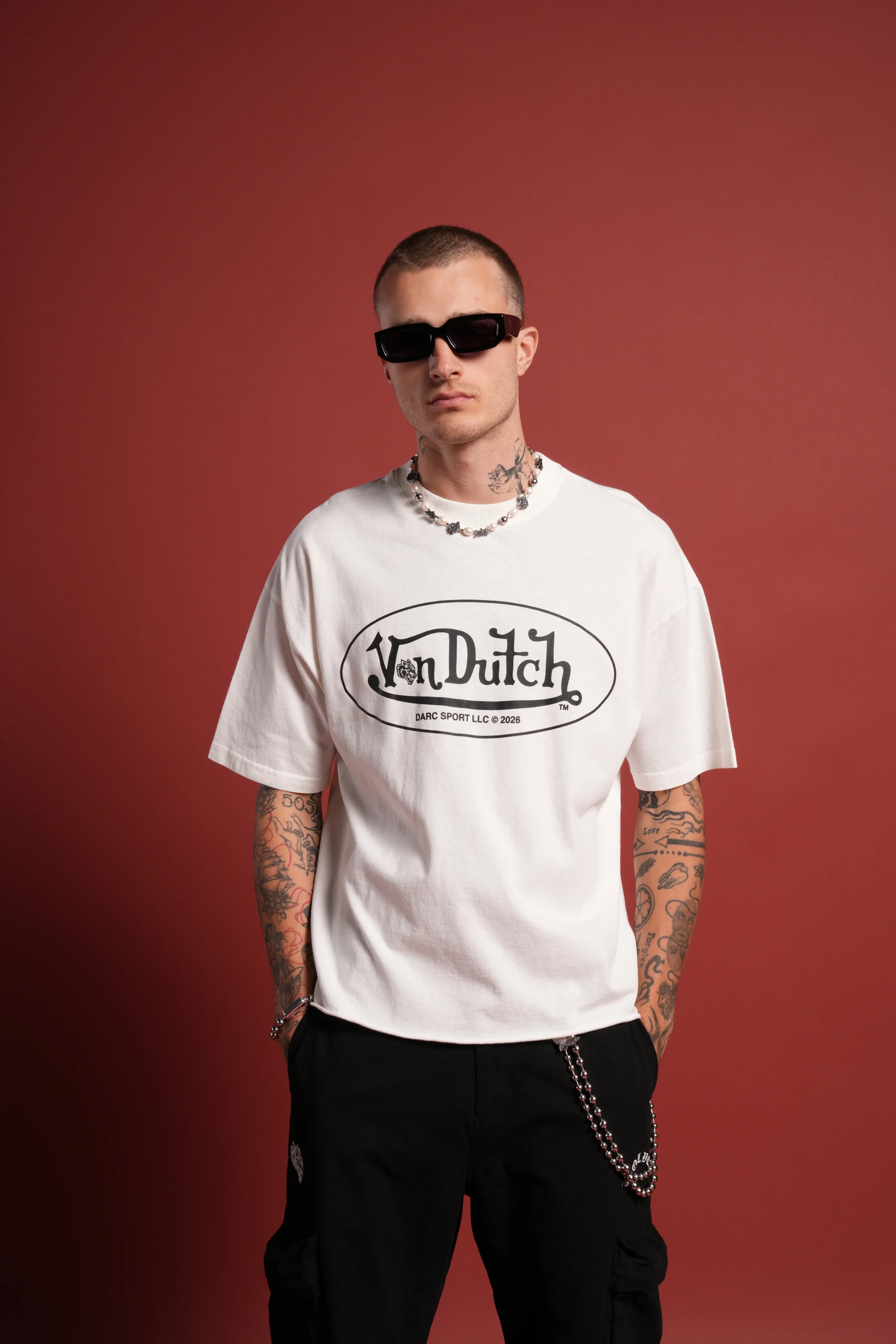 DSVD Legacy Grunge Mid-Length Raw Hem Tee in Cream - Image 4
