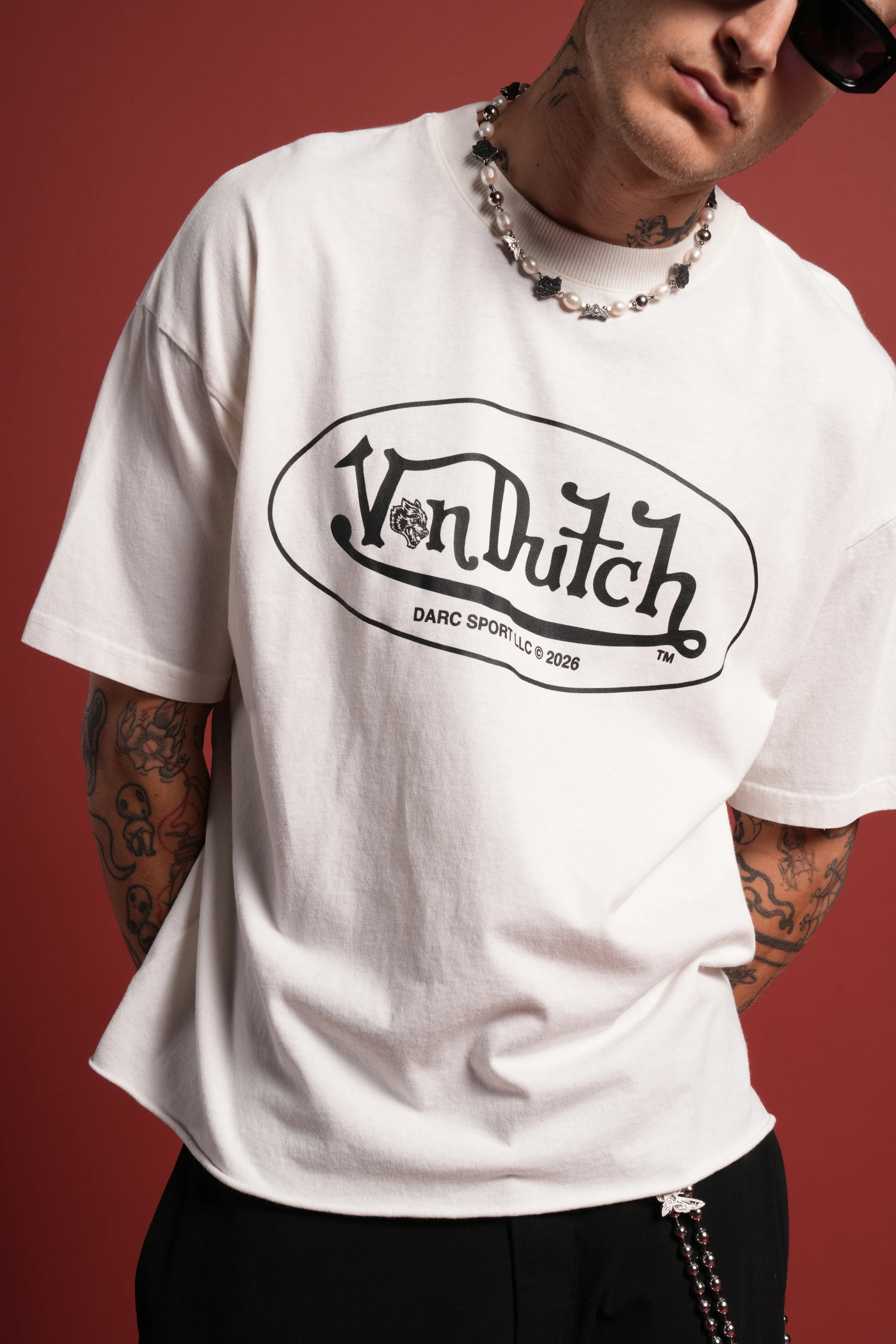 DSVD Legacy Grunge Mid-Length Raw Hem Tee in Cream - Image 5