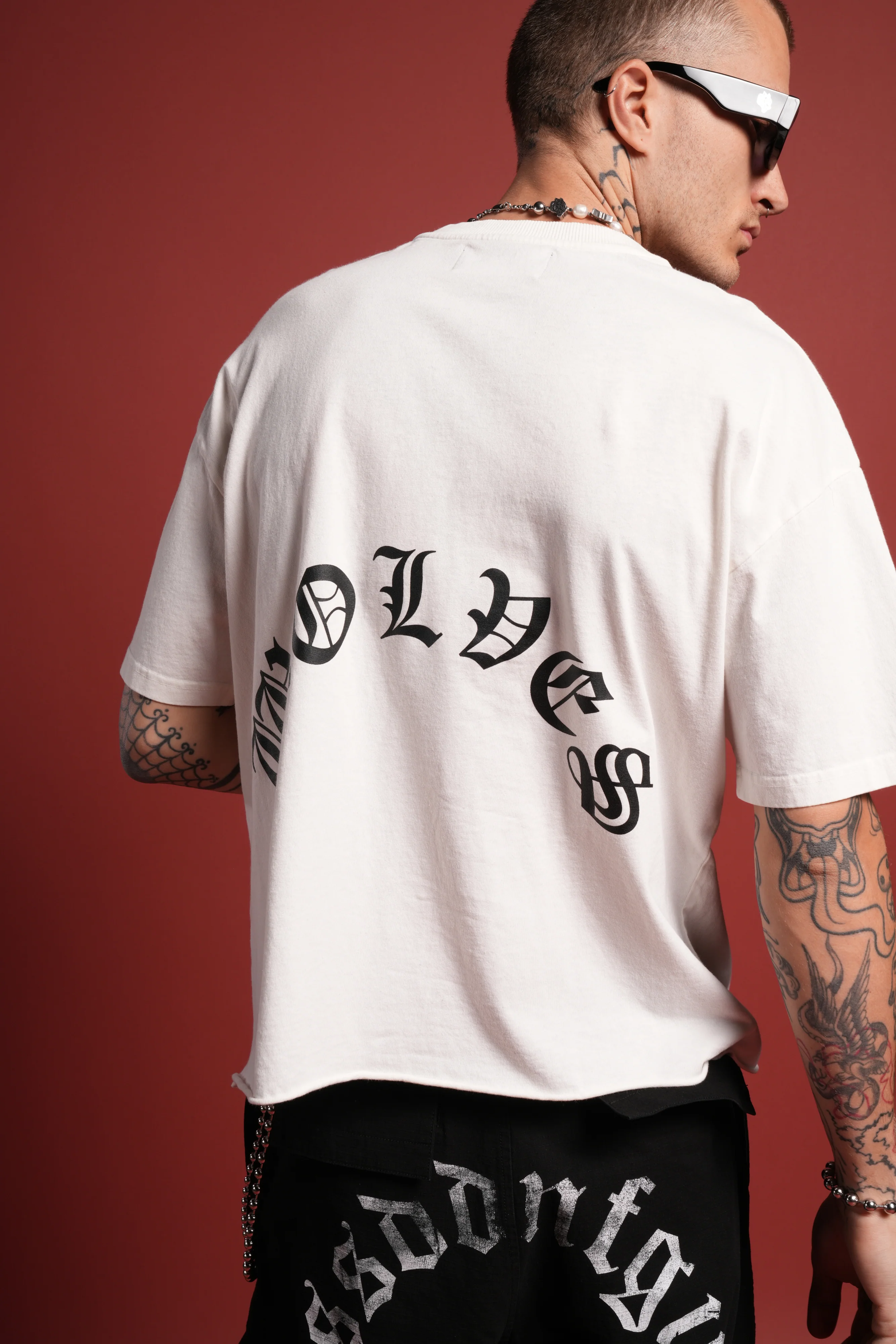 DSVD Legacy Grunge Mid-Length Raw Hem Tee in Cream - Image 6