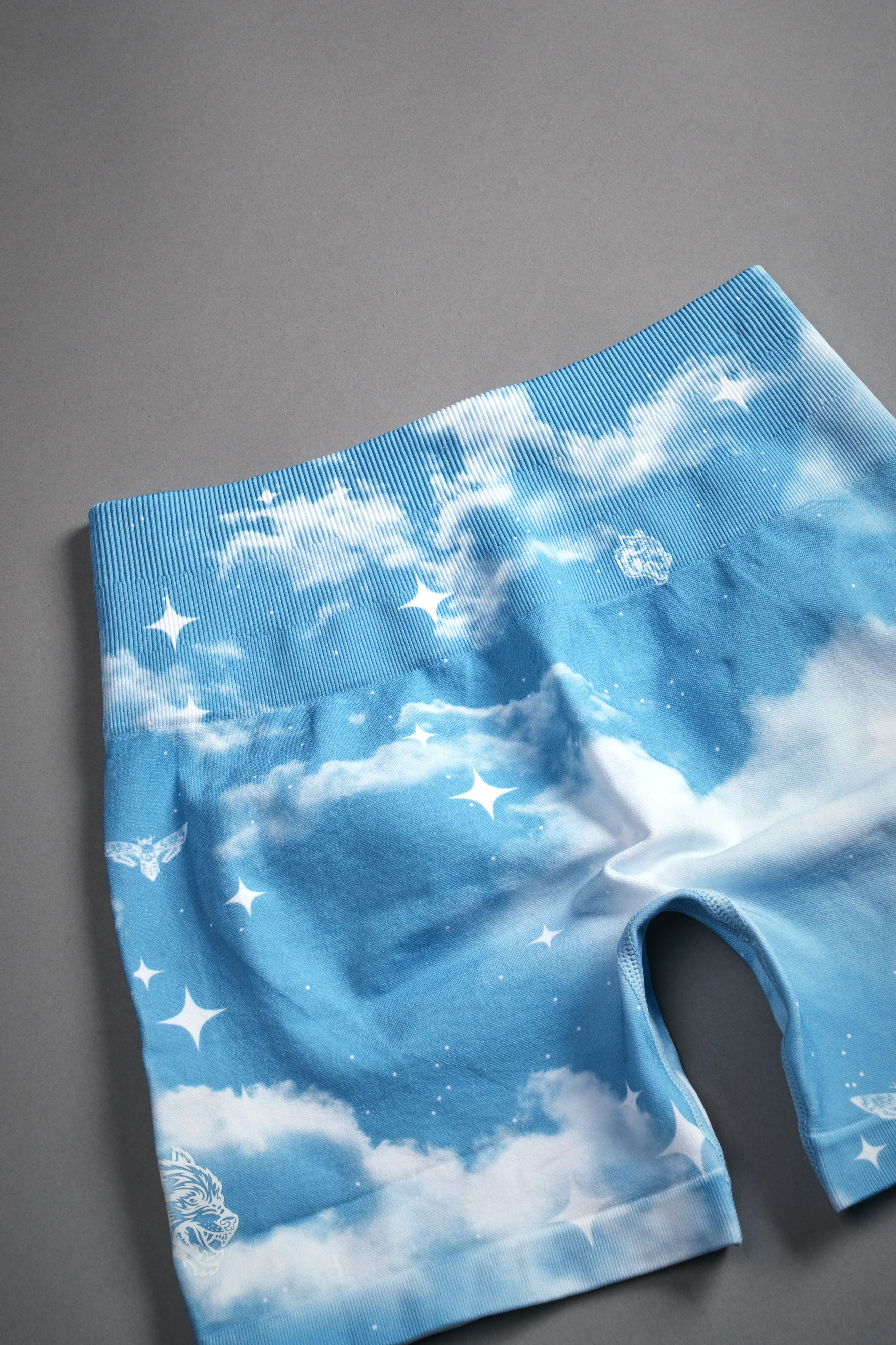 Dual Finite Code Everson Seamless "Training" Shorts in Greek Stone Starry Sky - Image 8