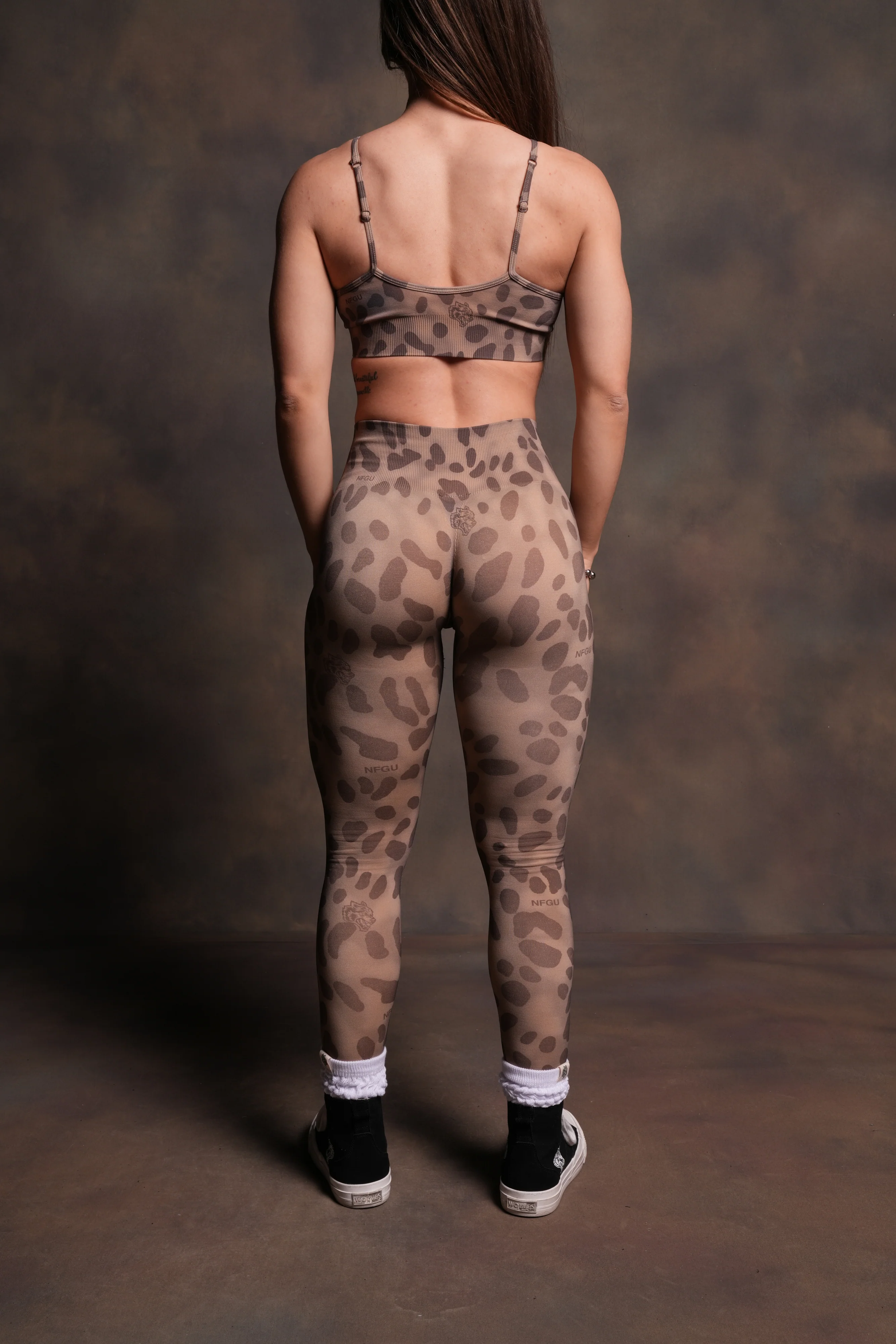 Dual "Skylar" Soft Seamless Leggings in Celeritas Morte - Image 3