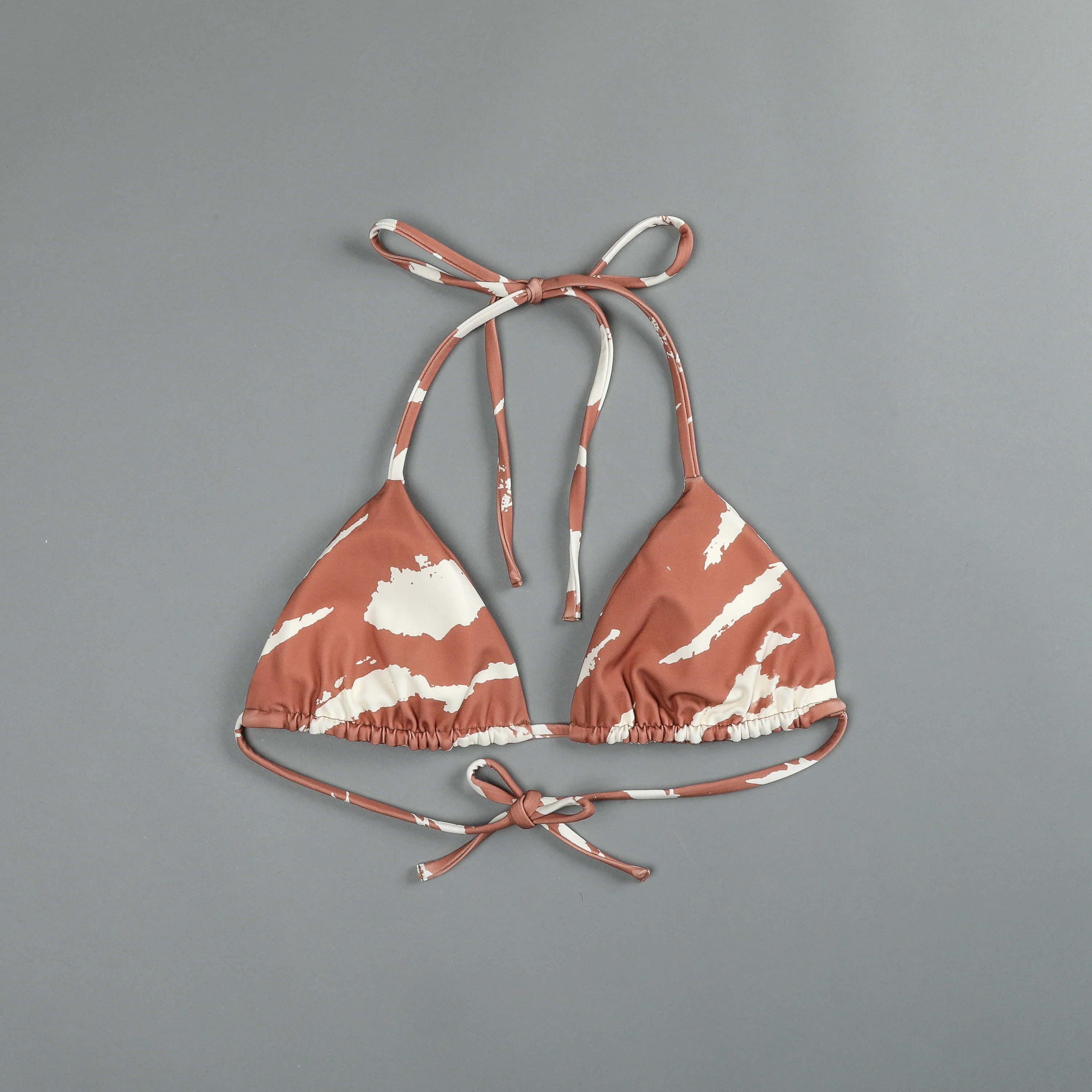 Dual Wolf Nikita Triangle Top in Desert Rose Cream Native Camo - Image 3