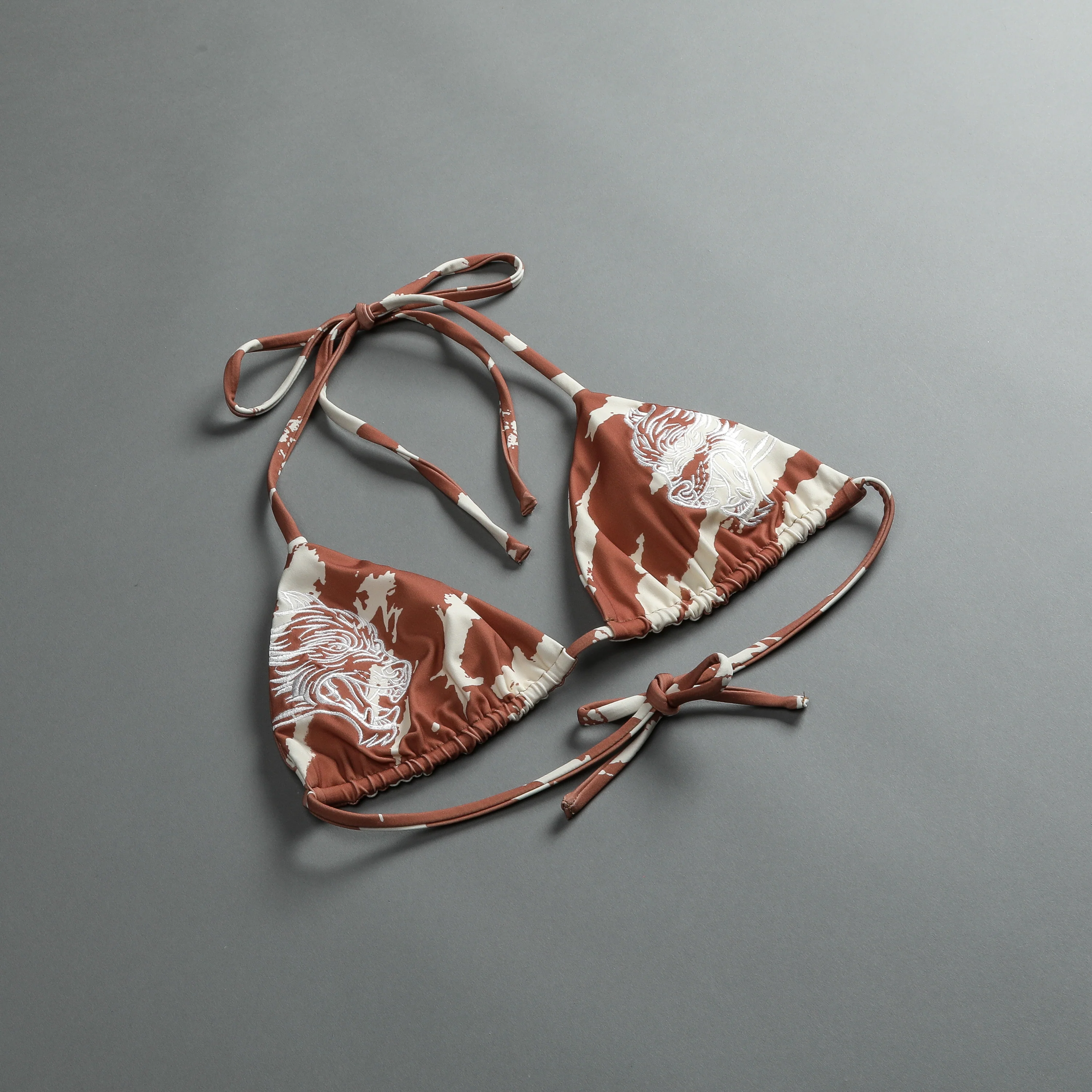 Dual Wolf Nikita Triangle Top in Desert Rose Cream Native Camo - Image 8