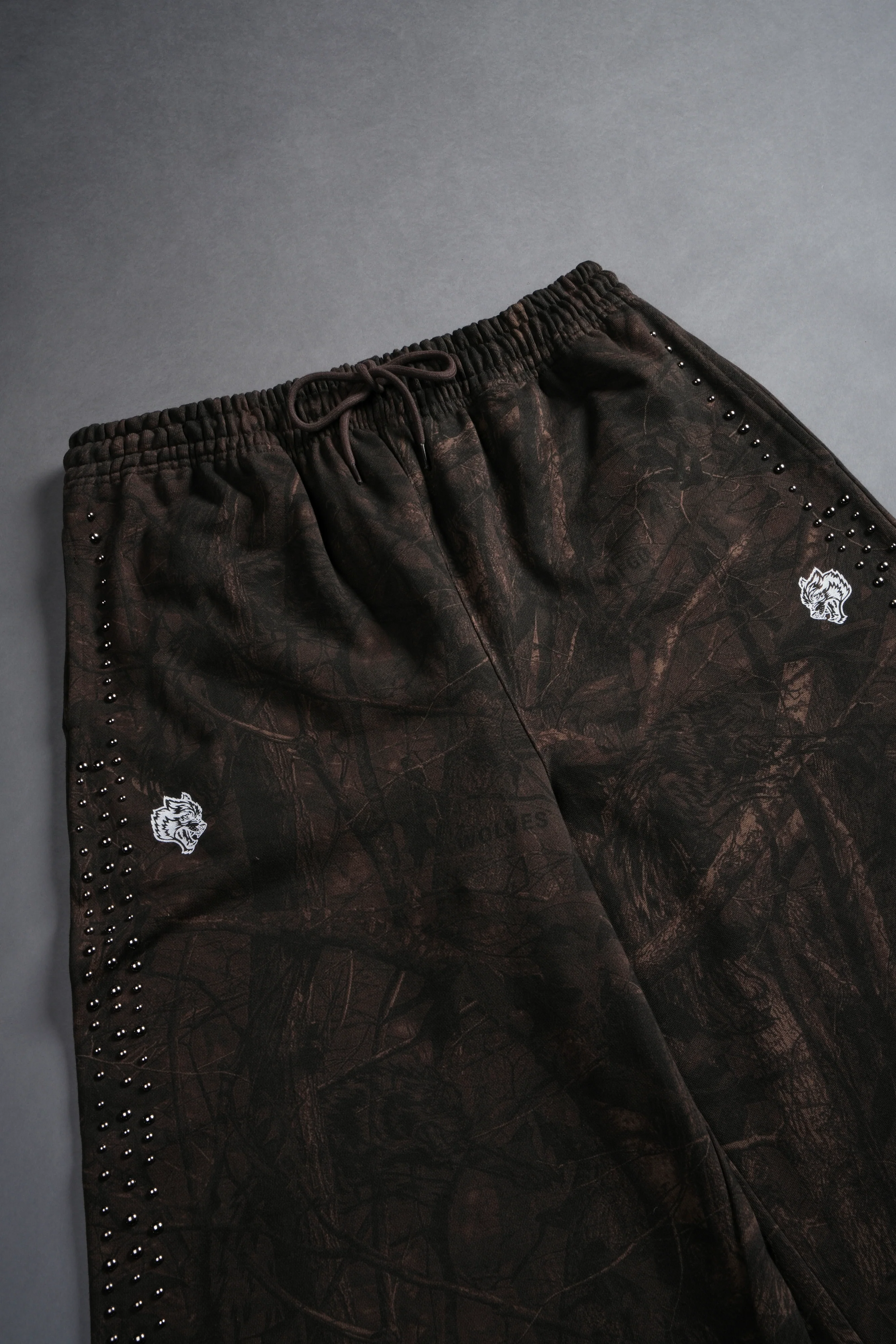 Dual Wolf Stud Grunge Oversized Omen Sweat Pants in Brown Driftwood Forest Camo - Image 3