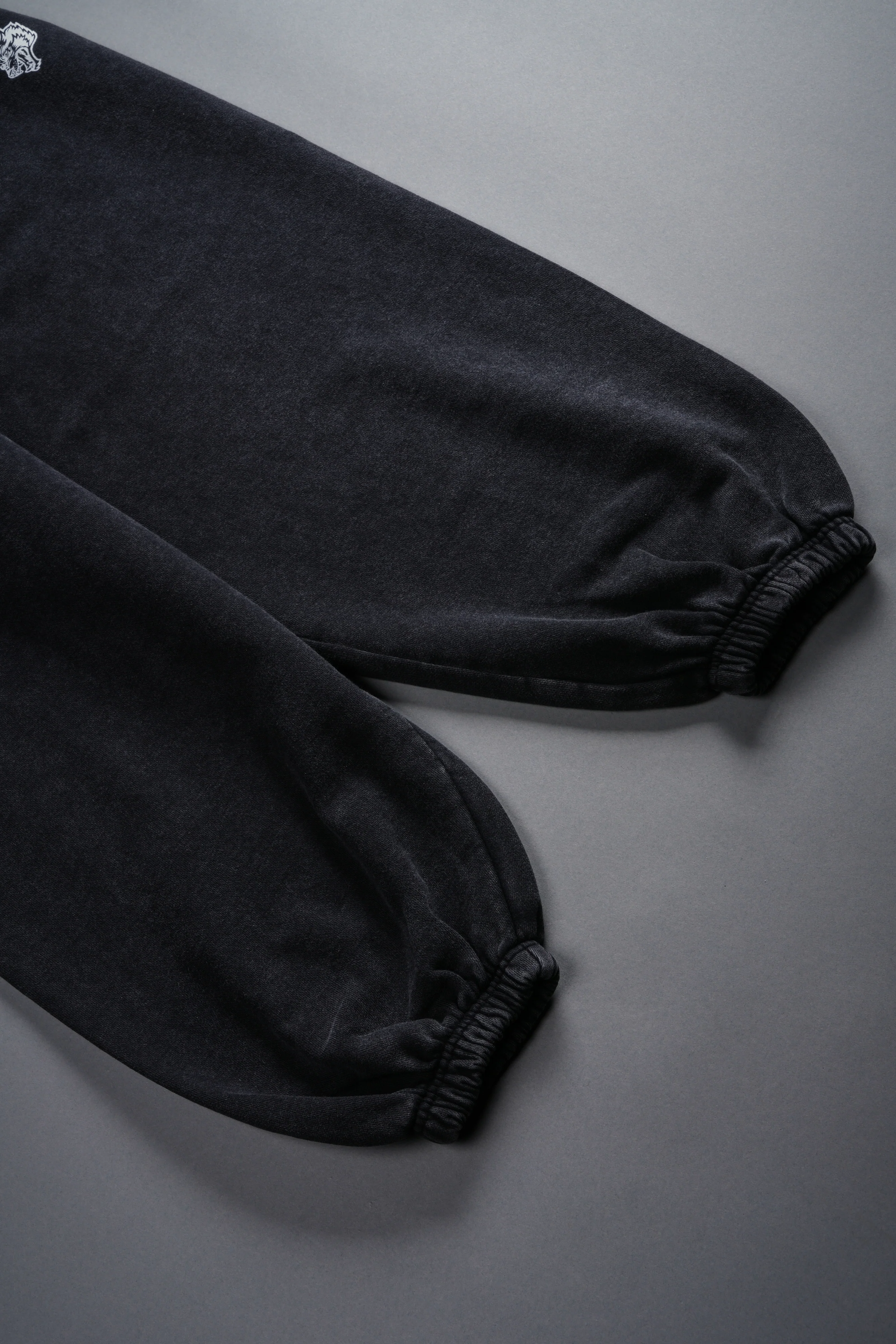Dual Wolf Unisex Lounger Sweat Pants in Black - Image 15