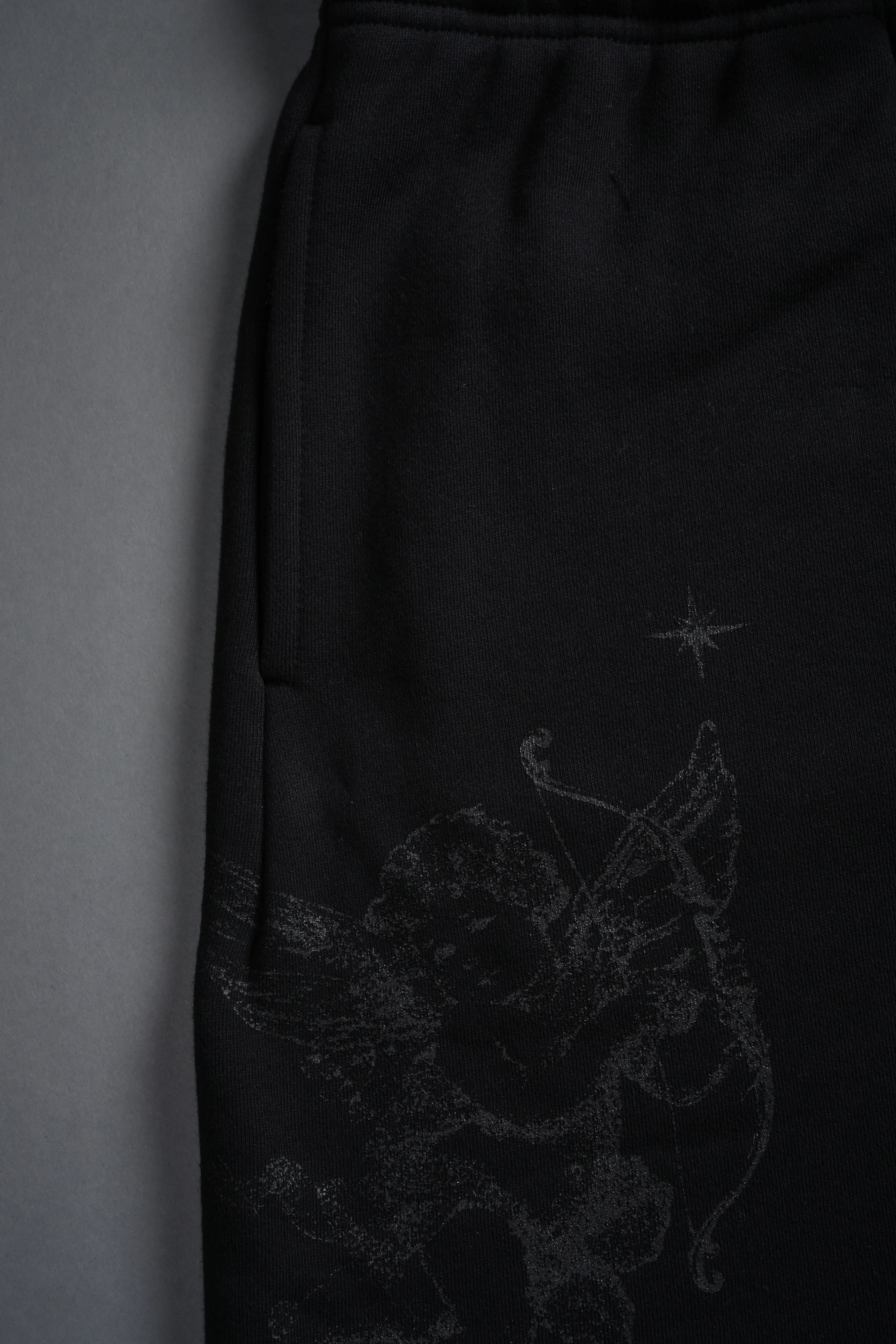 Fallen Cherub Oversized Post Lounge Sweat Shorts in Black - Image 5