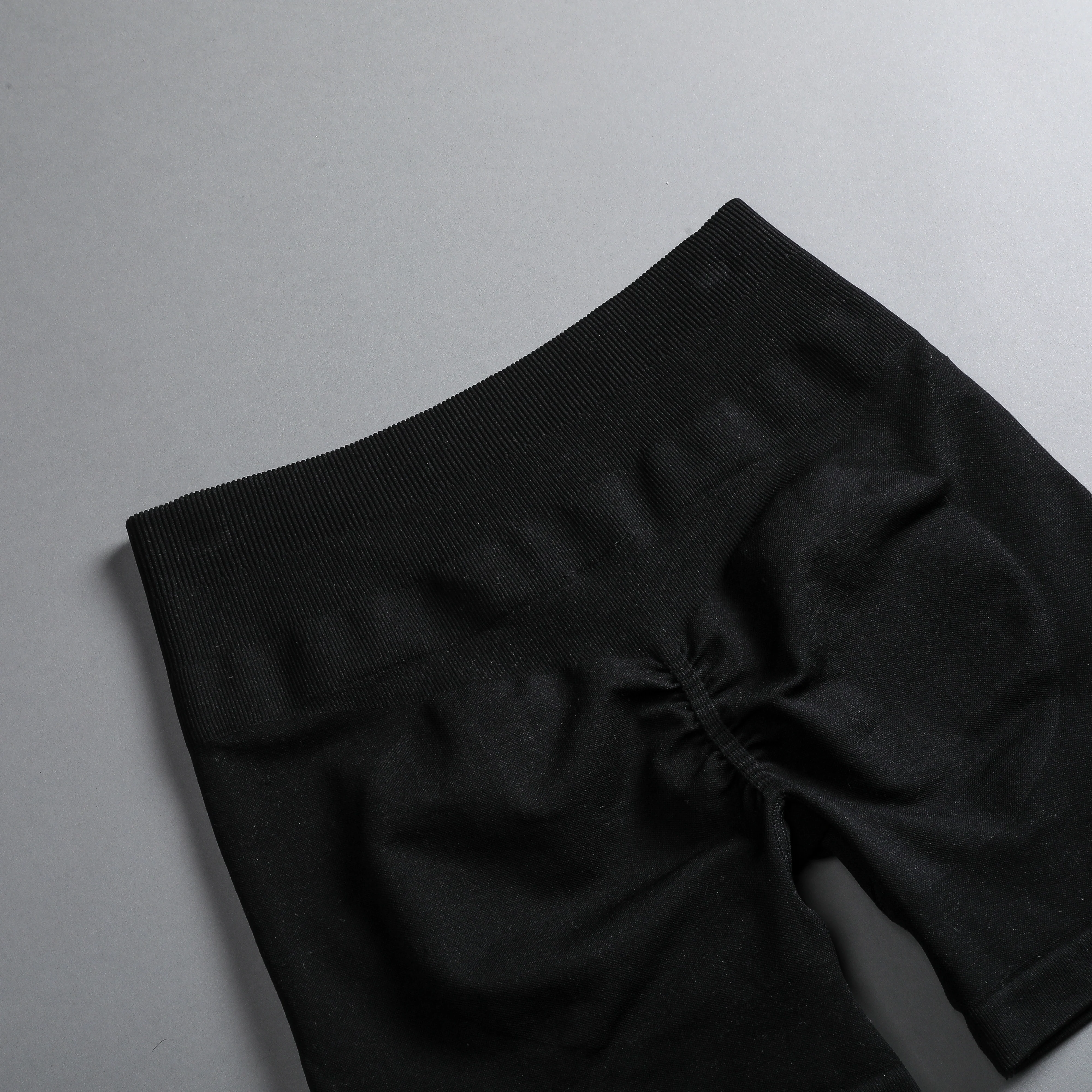 Faster Everson Seamless "Training" Shorts in Black - Image 10