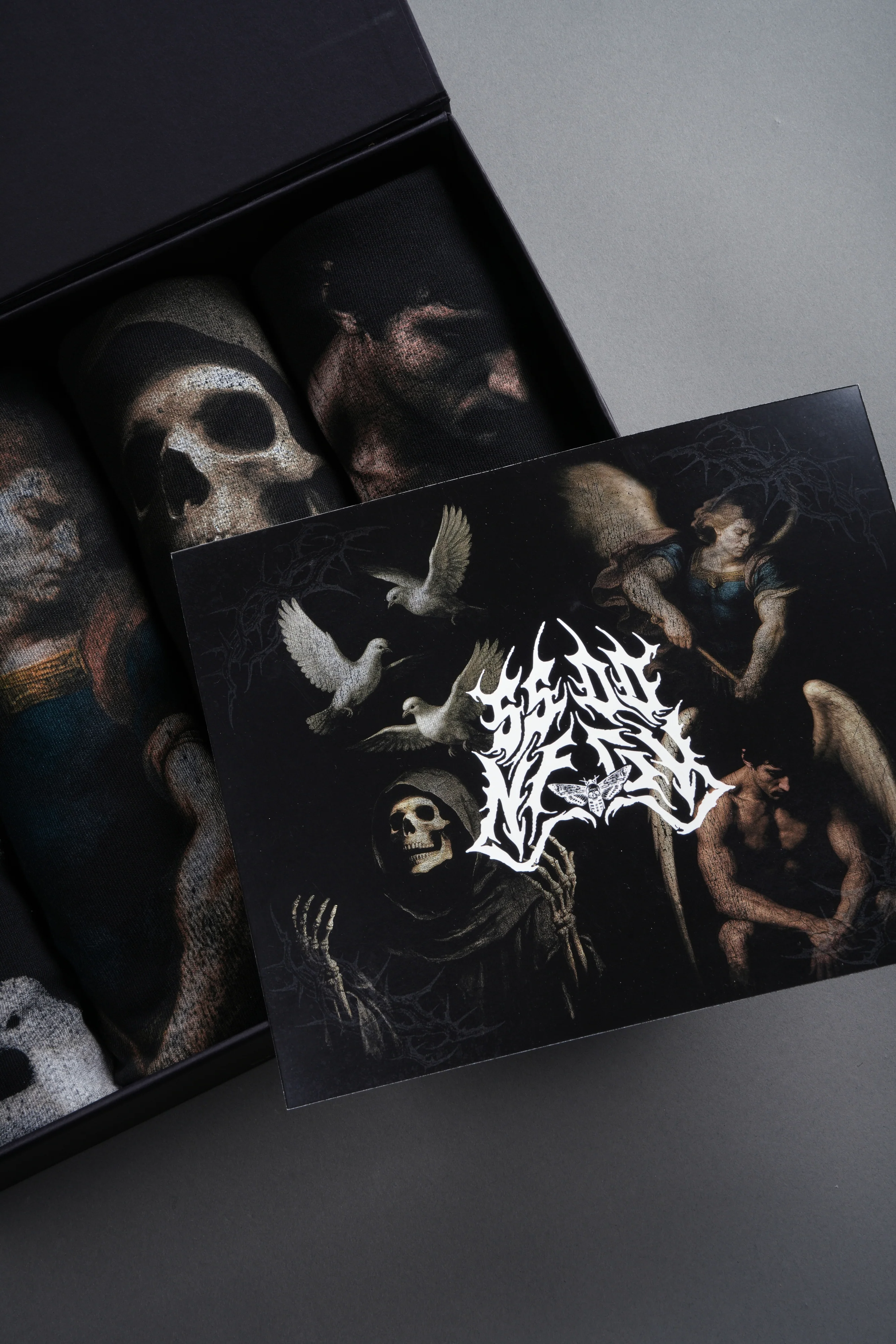 Fear Thou Not "Side-By-Side" Tee Box Set in Black - Image 4