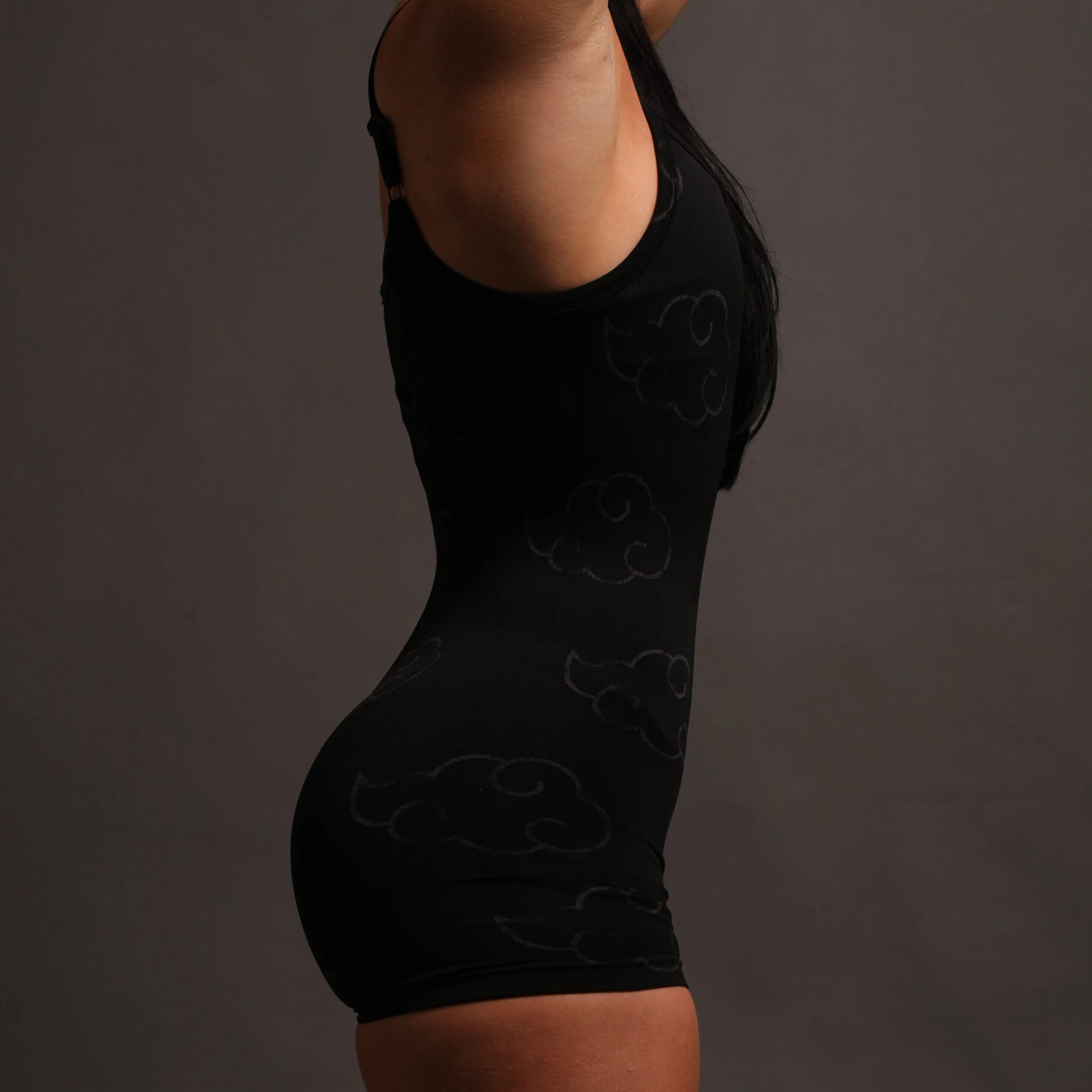 Floating Sonya "Everson Seamless" Bodysuit in Black - Image 2
