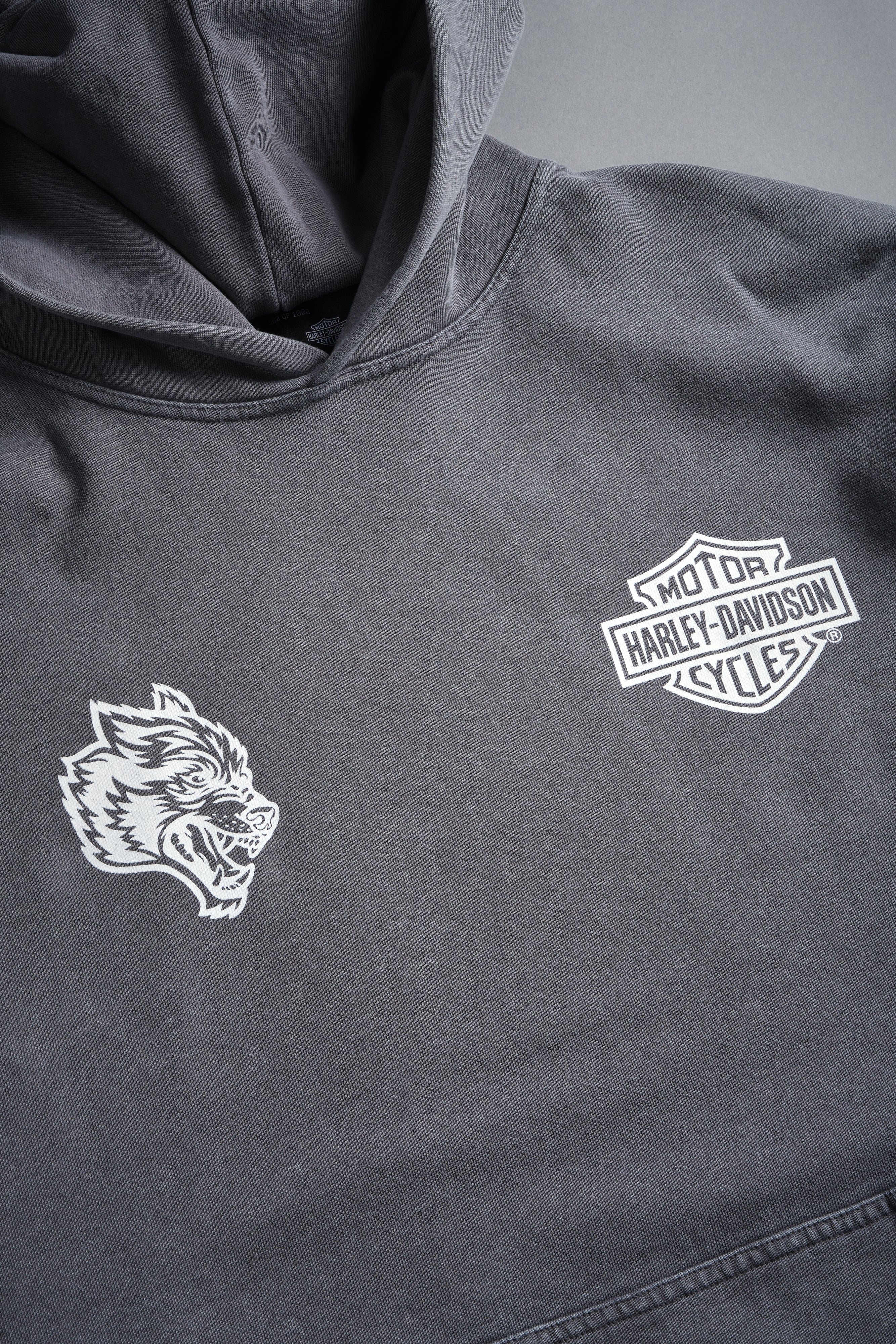 Harley-Davidson Wolves "Moaty" Hoodie in Slate Gray - Image 15