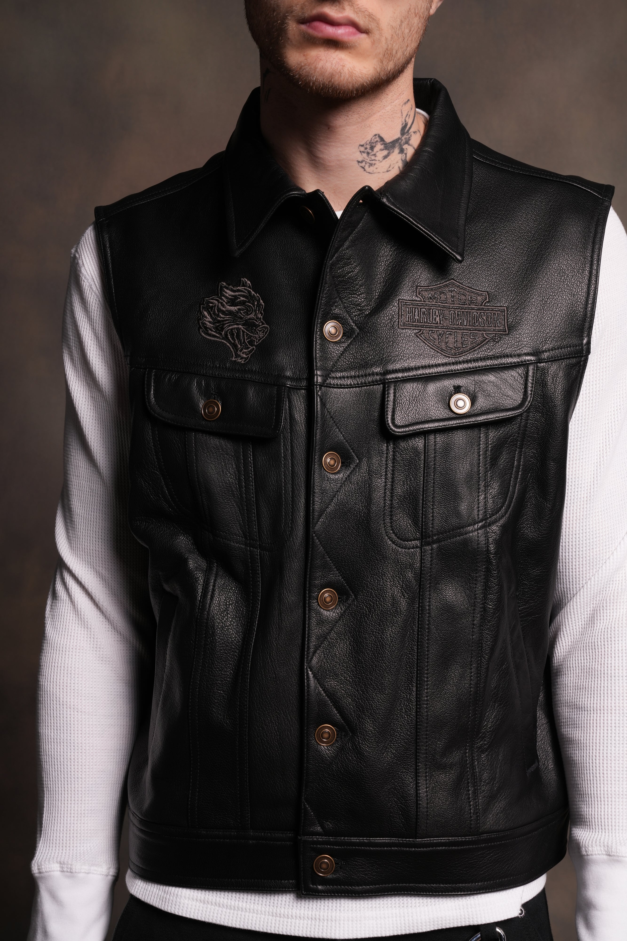 Harley-Davidson Wolves Rowan Genuine Leather Vest in Black - Image 5