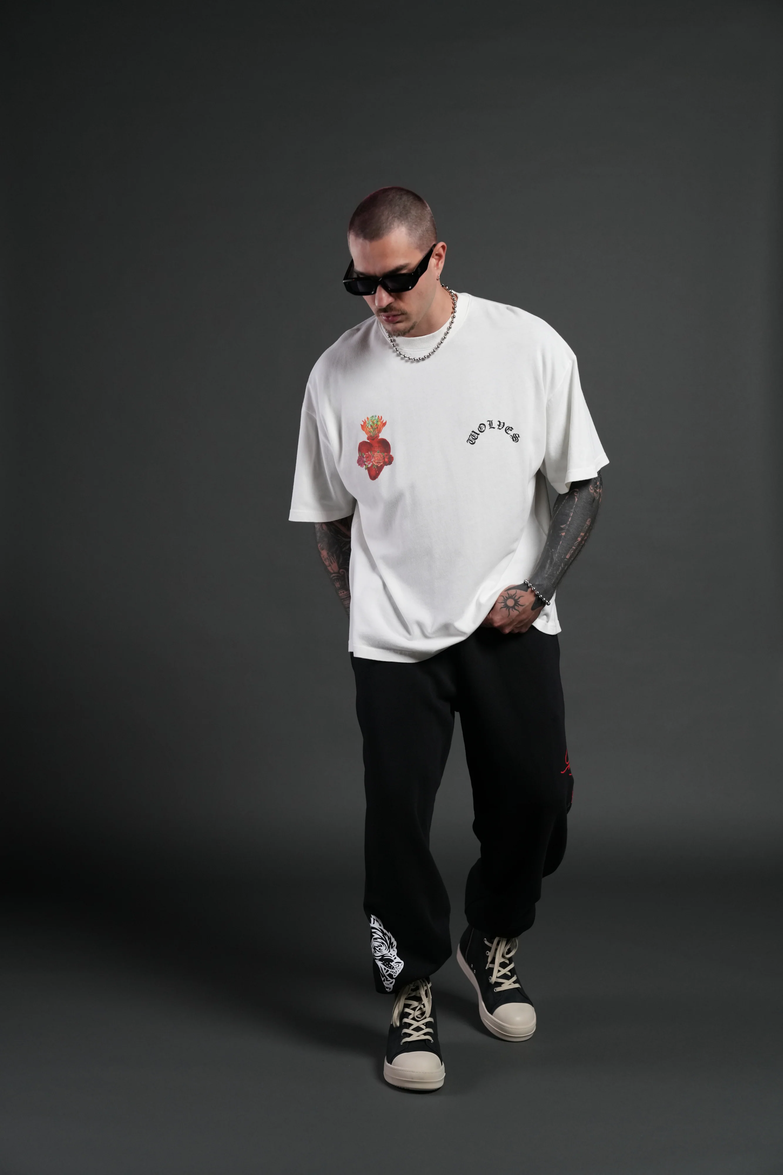 Heart Oath Premium Oversized Tee in Cream - Image 5