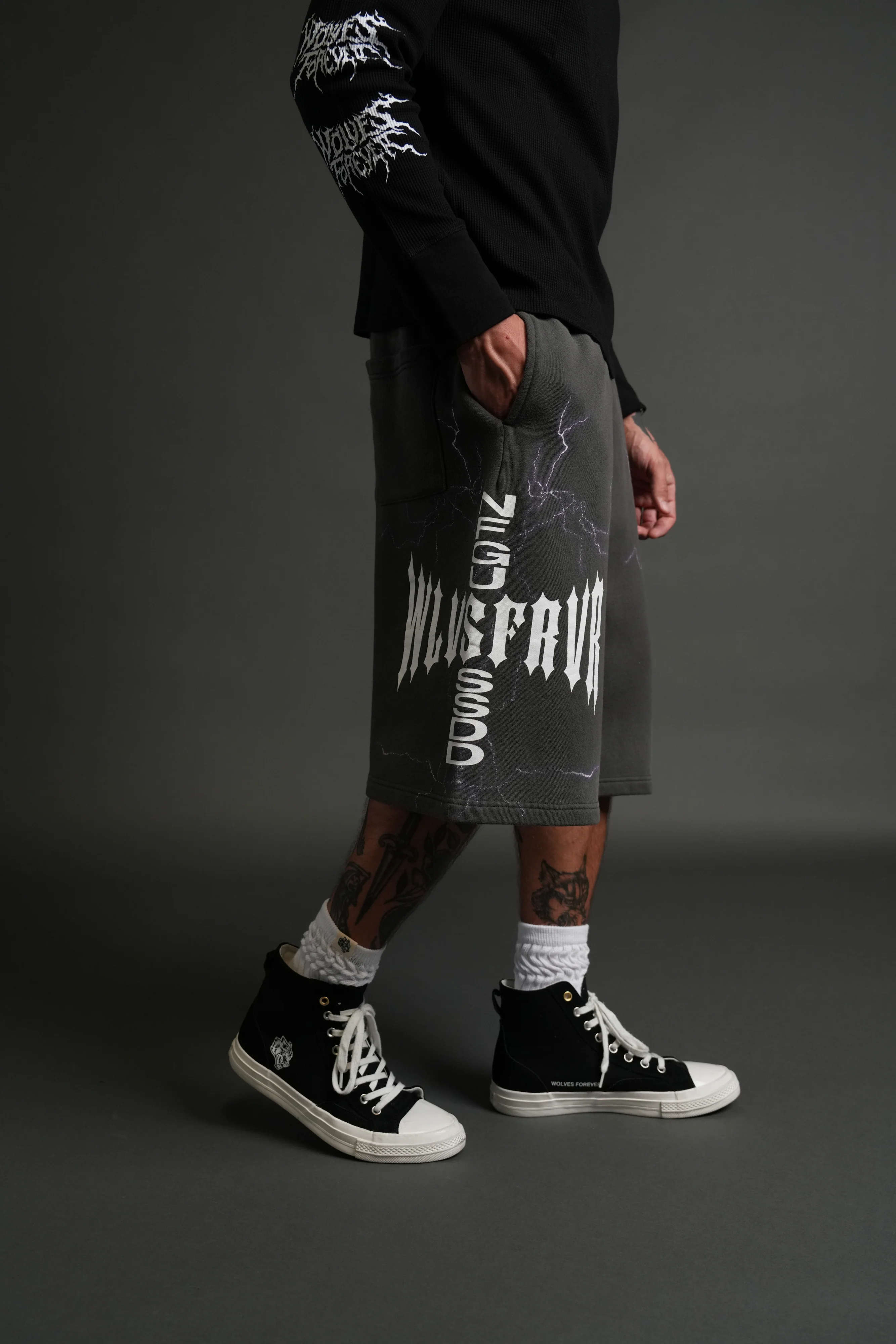 Iron Code Oversized Osiris Sweat Shorts in Wolf Gray Drift Wash - Image 5