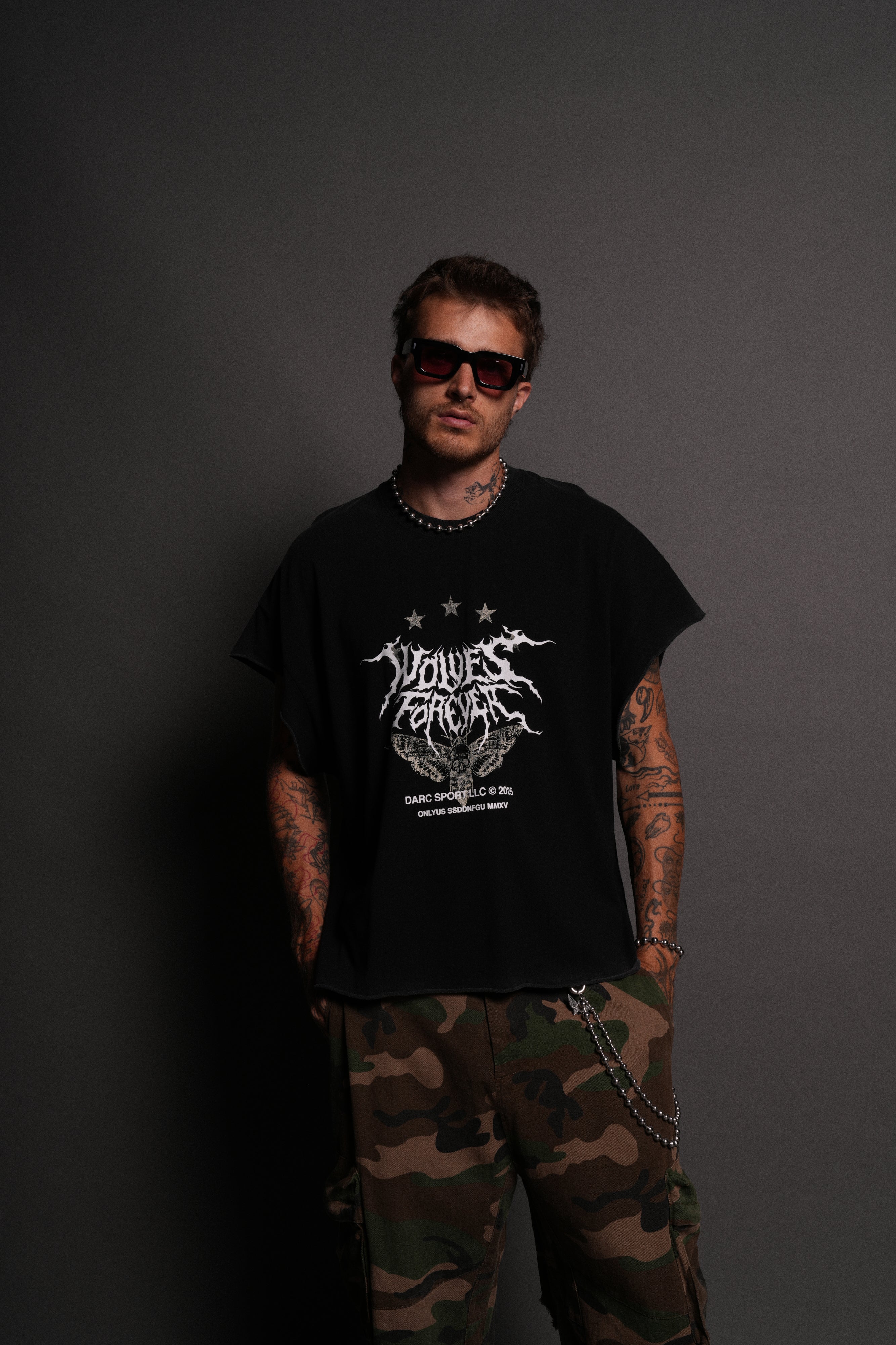 Iron Pack Grunge Cut-Off Tee in Black - Image 2