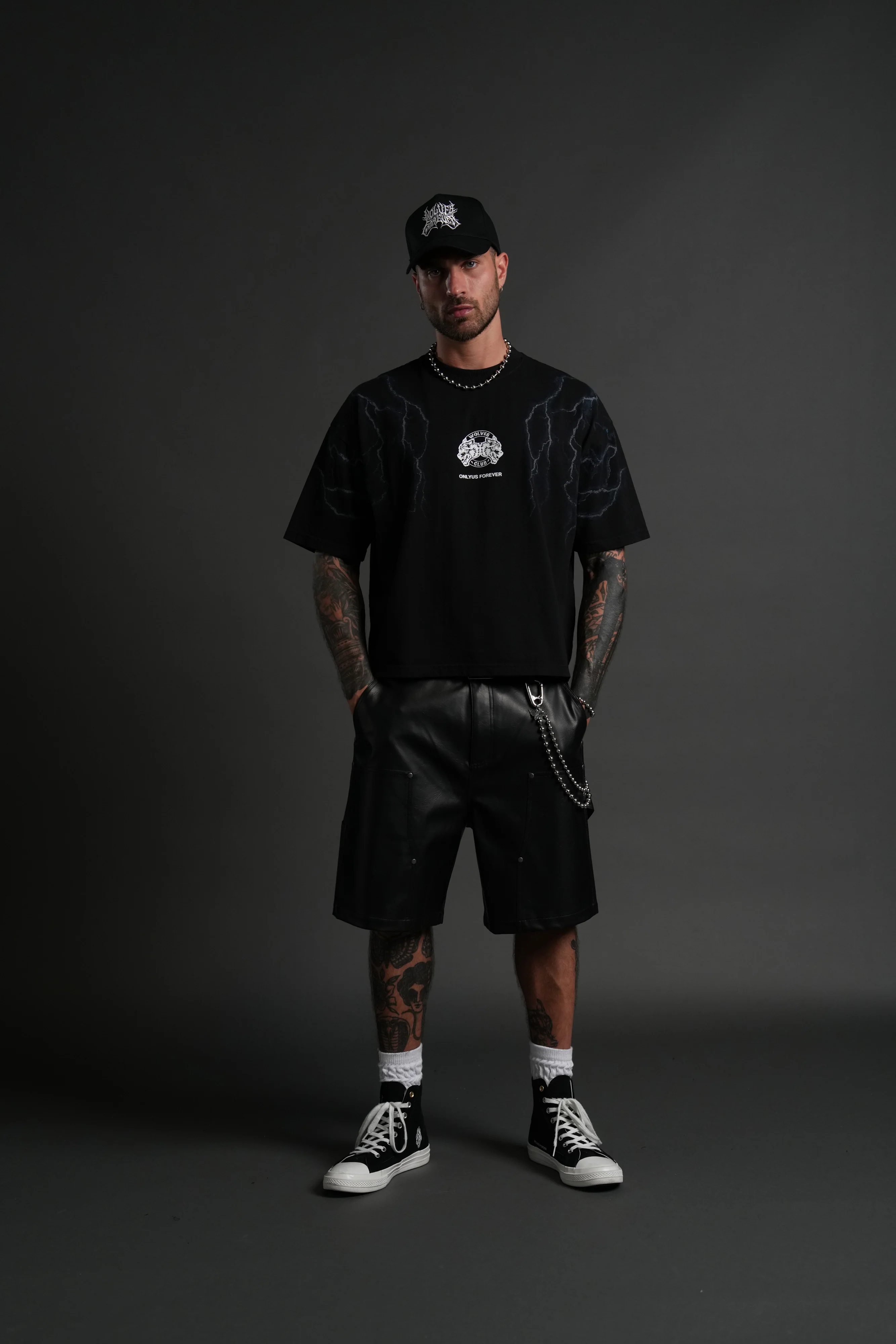 Lightning Strike Grunge "Box Cut" Tee in Black - Image 5