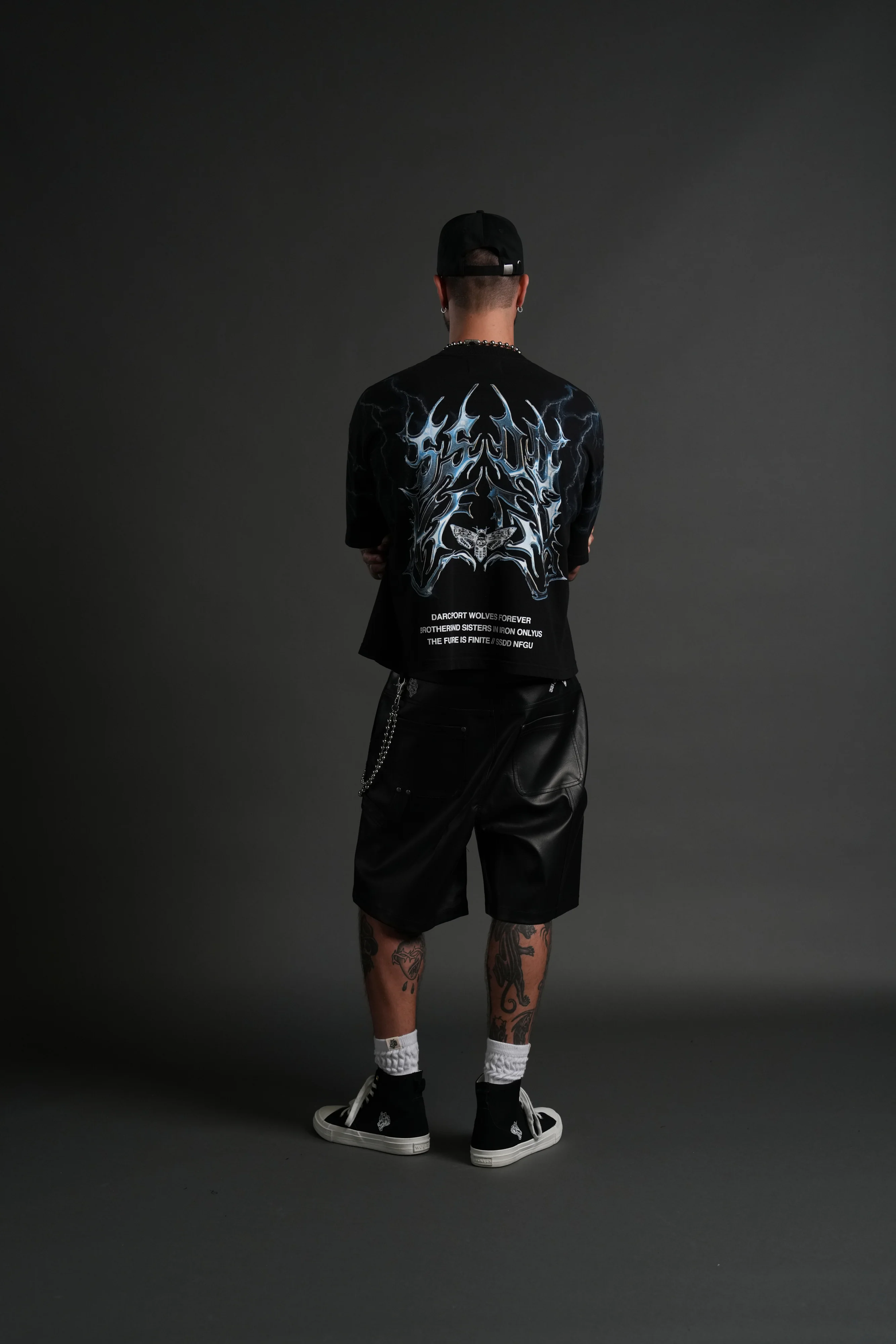 Lightning Strike Grunge "Box Cut" Tee in Black - Image 6