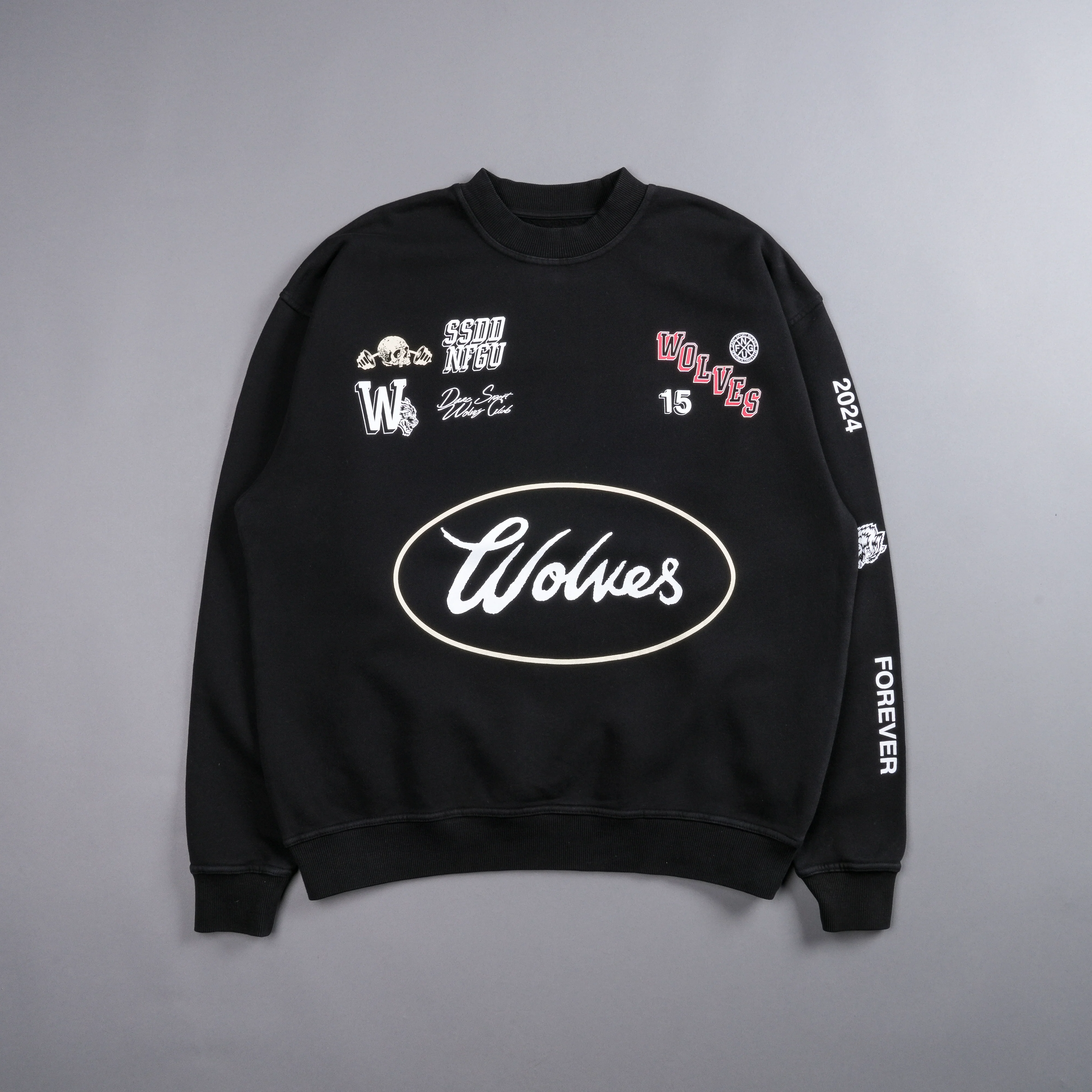 Live Fast V2 She London Crewneck in Black - Image 3