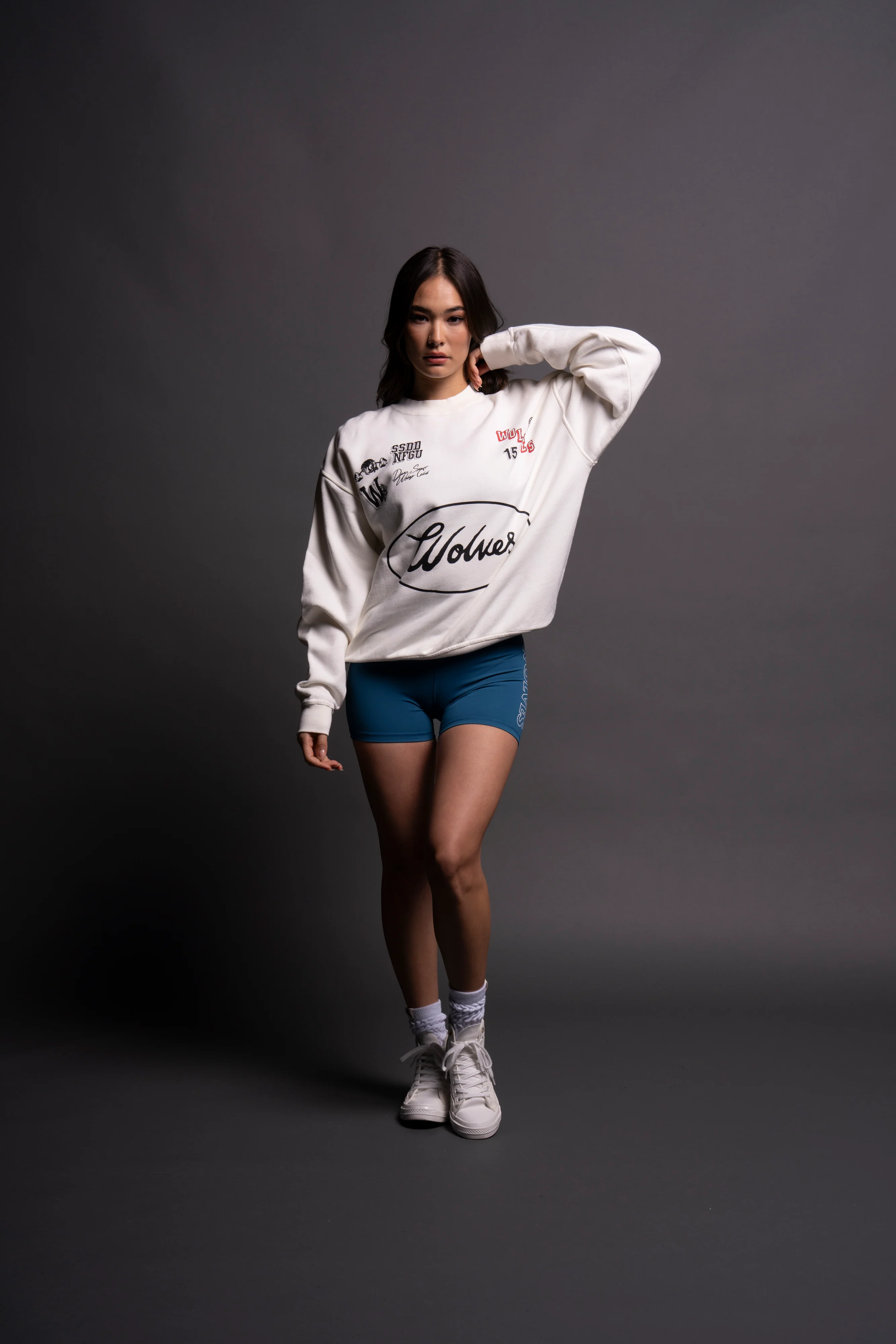 Live Fast V2 She London Crewneck in Cream - Image 4