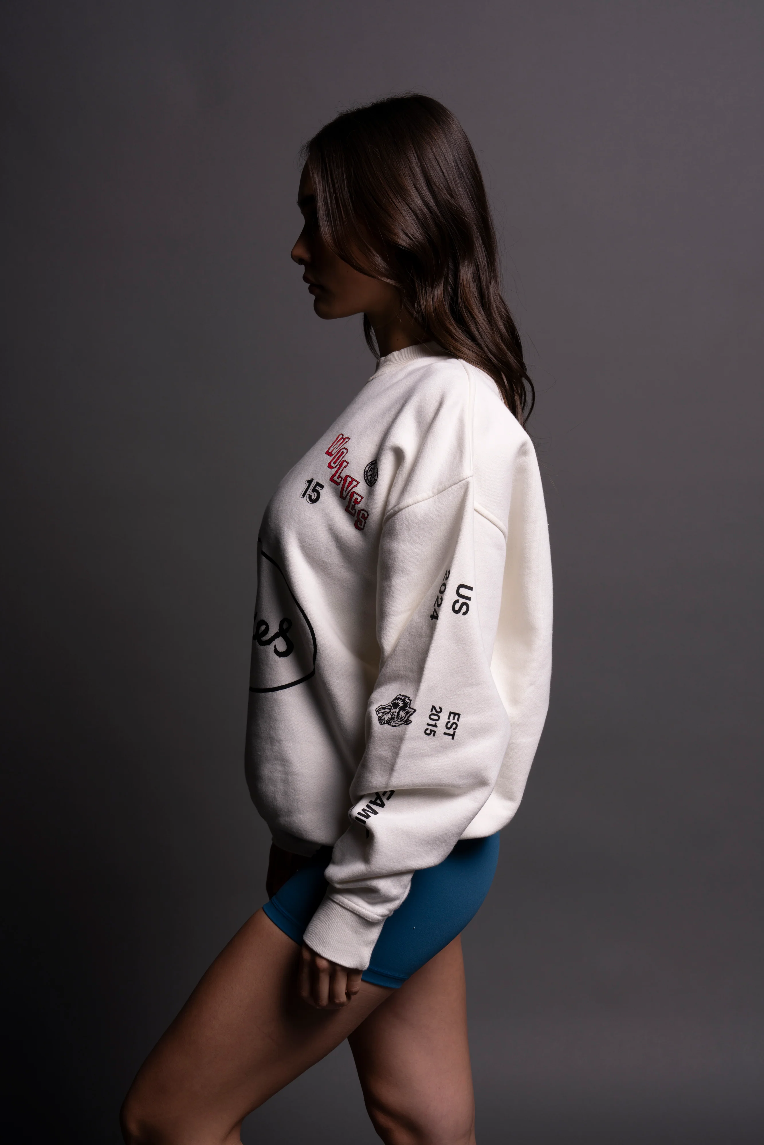 Live Fast V2 She London Crewneck in Cream - Image 9