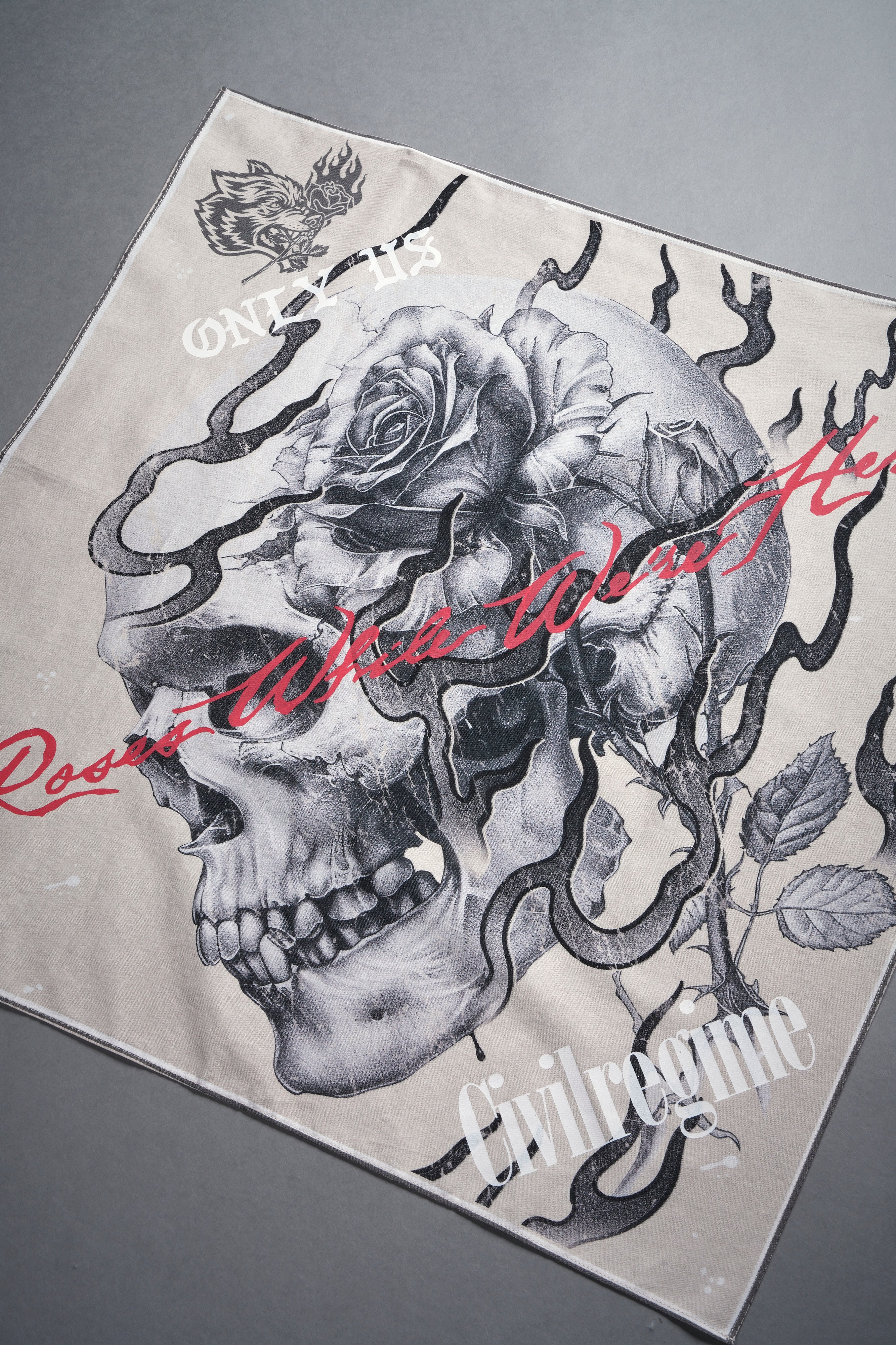 Mori Among Roses Bandana in Cream - Image 2