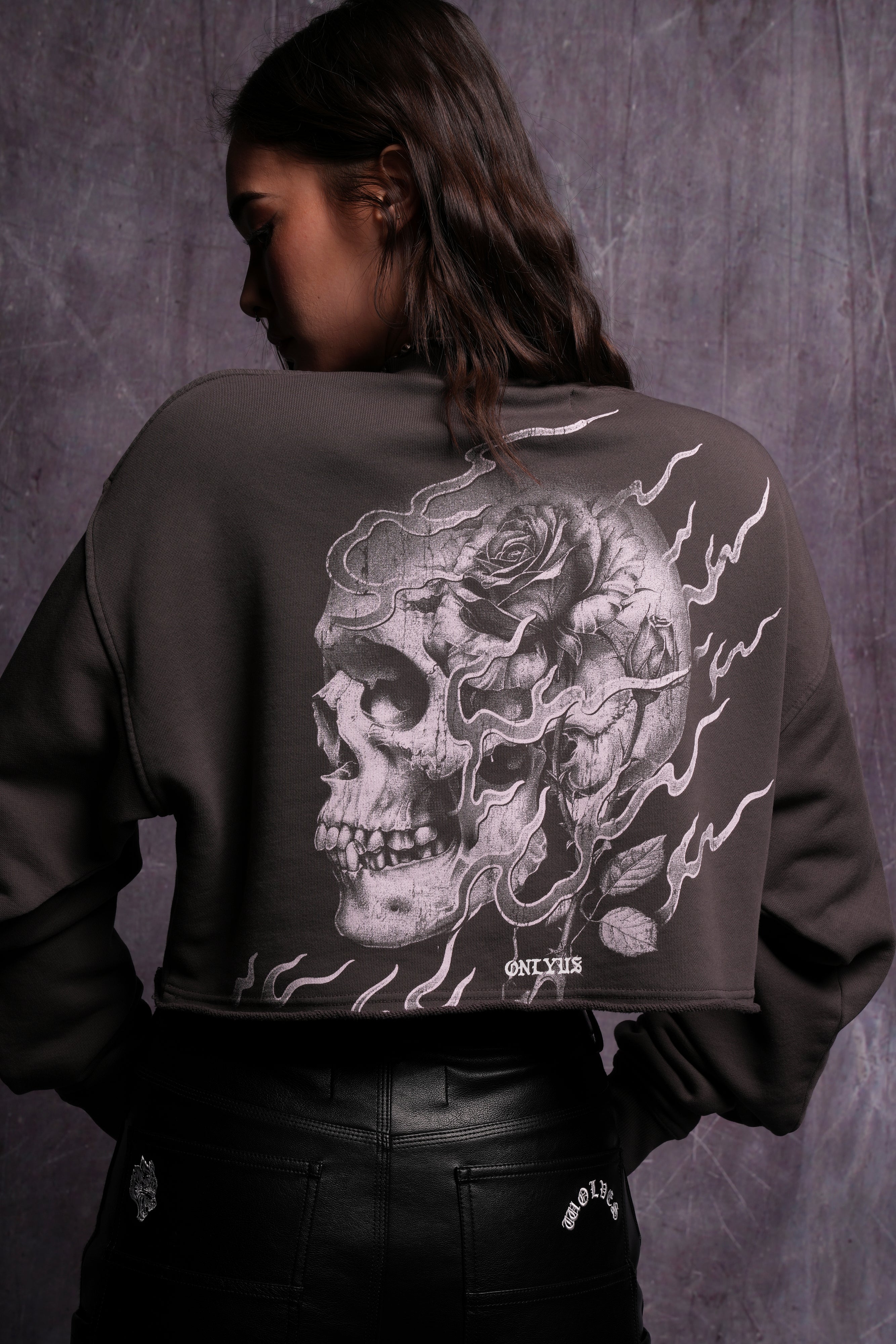 Mori Among Roses London (Cropped) Crewneck in Wolf Gray - Image 2