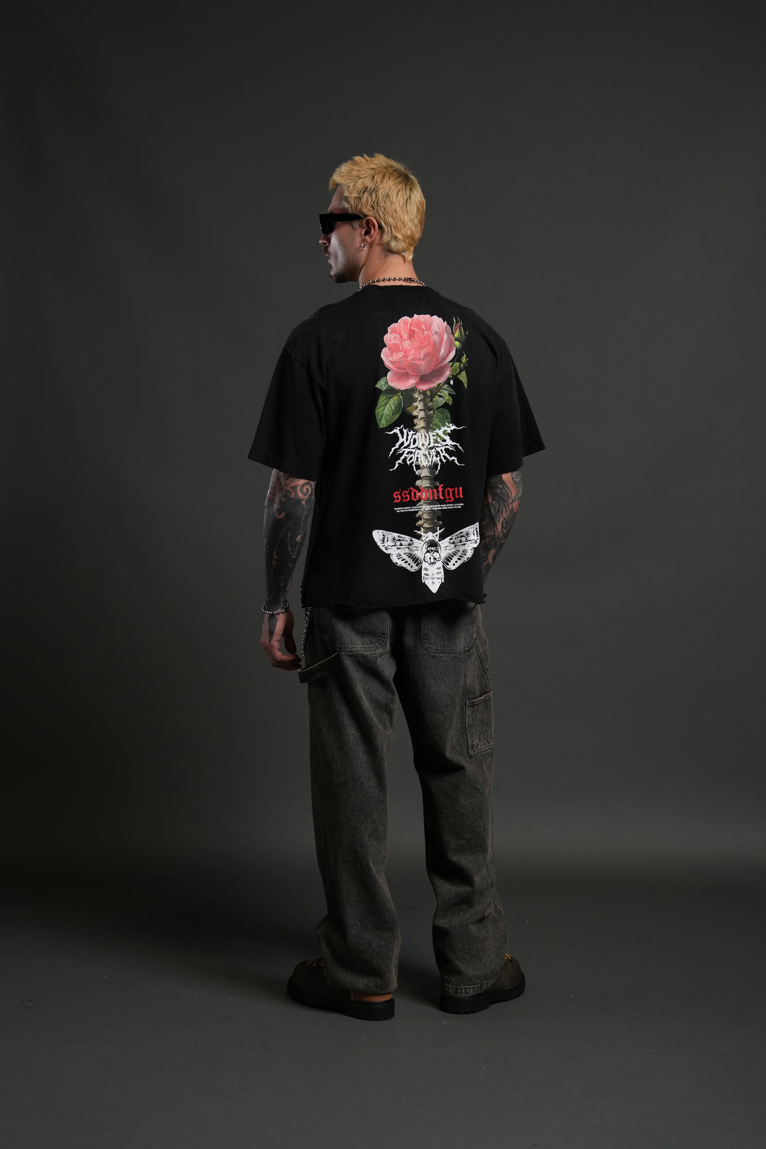Mori Rose Distressed Grunge Tee in Black Drift Wash - Image 6