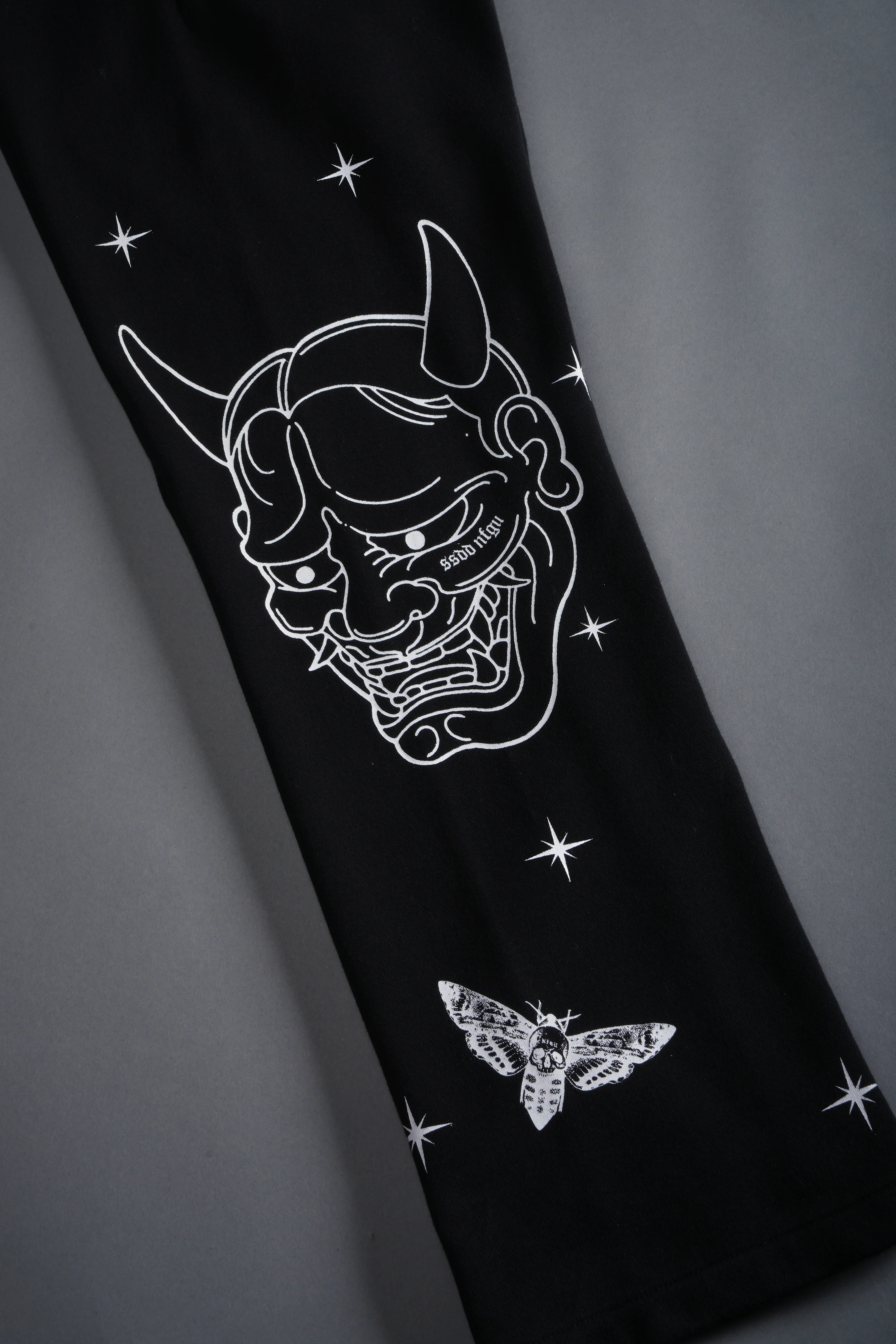 Oni Wolves Bigelow Cargo Sweat Pants in Black - Image 11