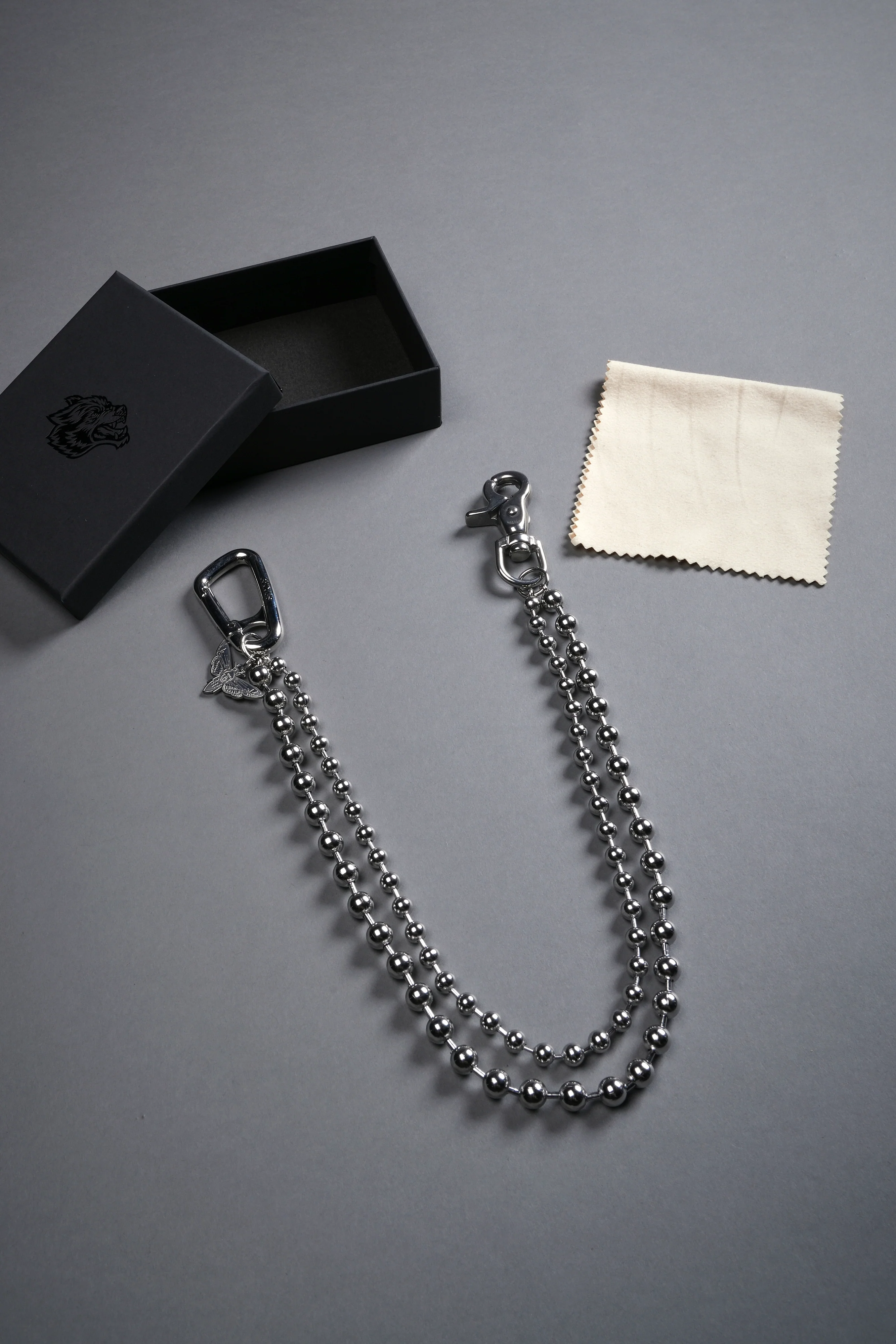 Only Us Trouser Chain in Stainless Steel - Image 5