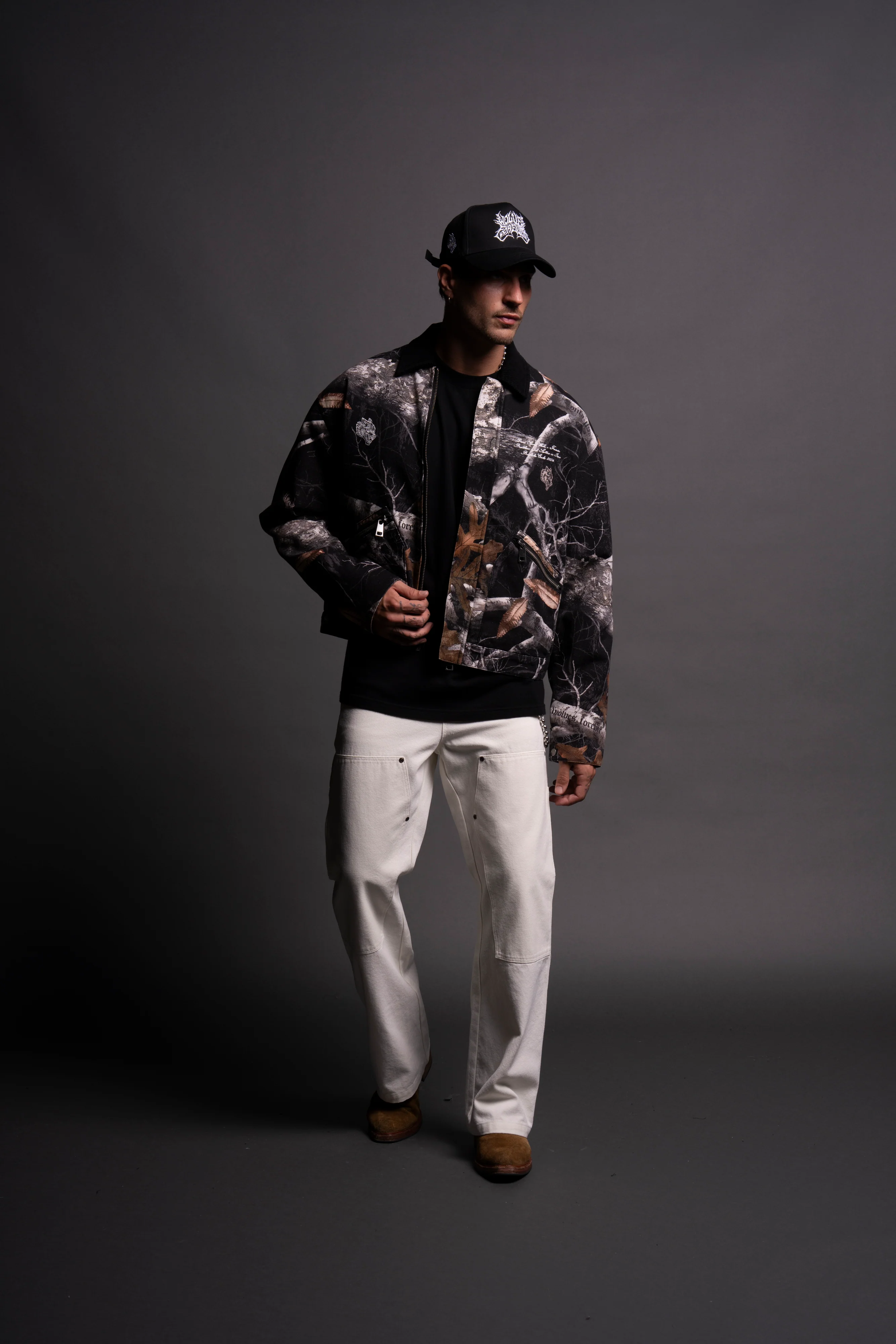 Our Lane Earl Jacket in Darc Woodland Camo - Image 4